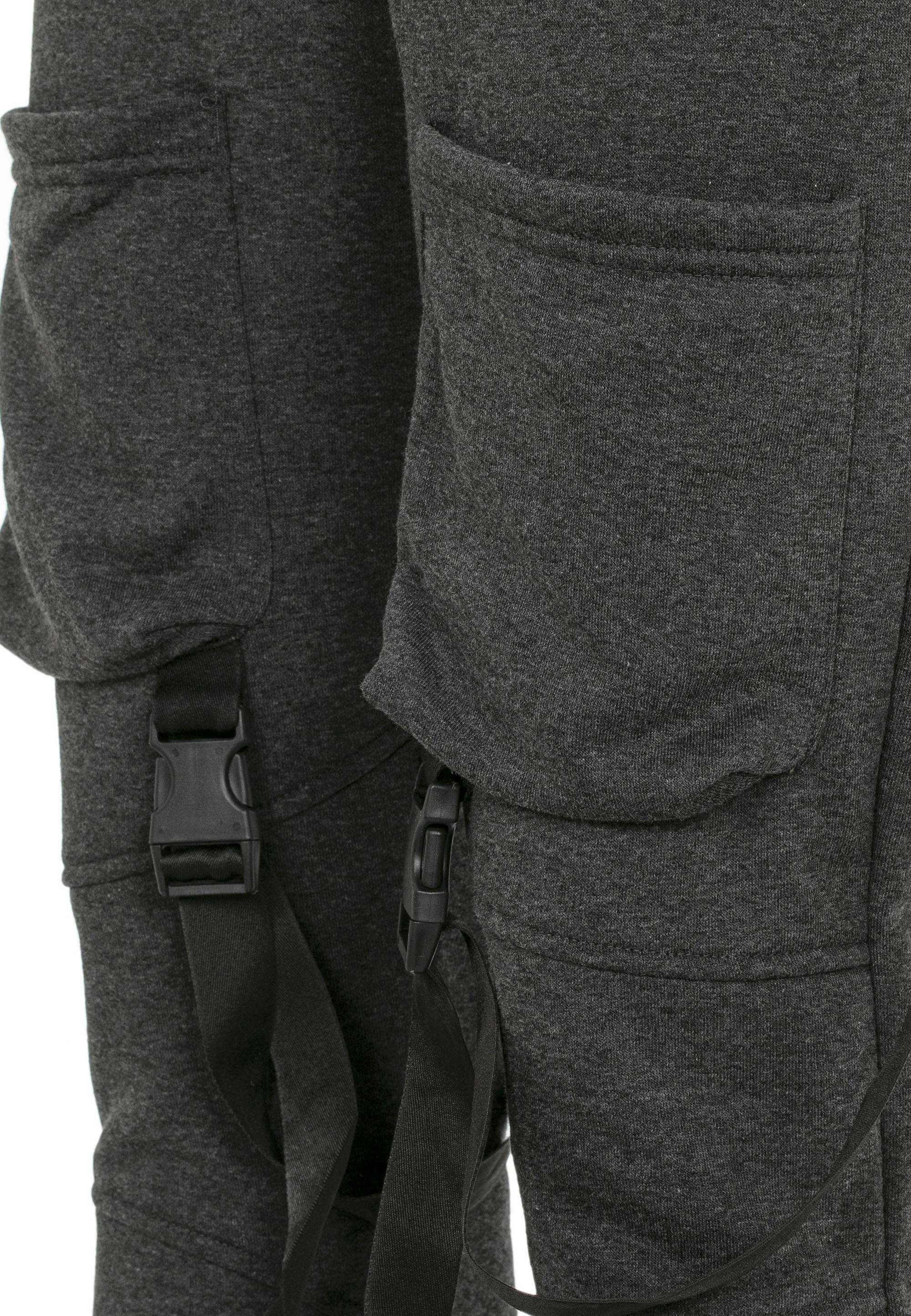 RedBridge Sweathose »Basildon«, mit Taschen auf der Vorderseite