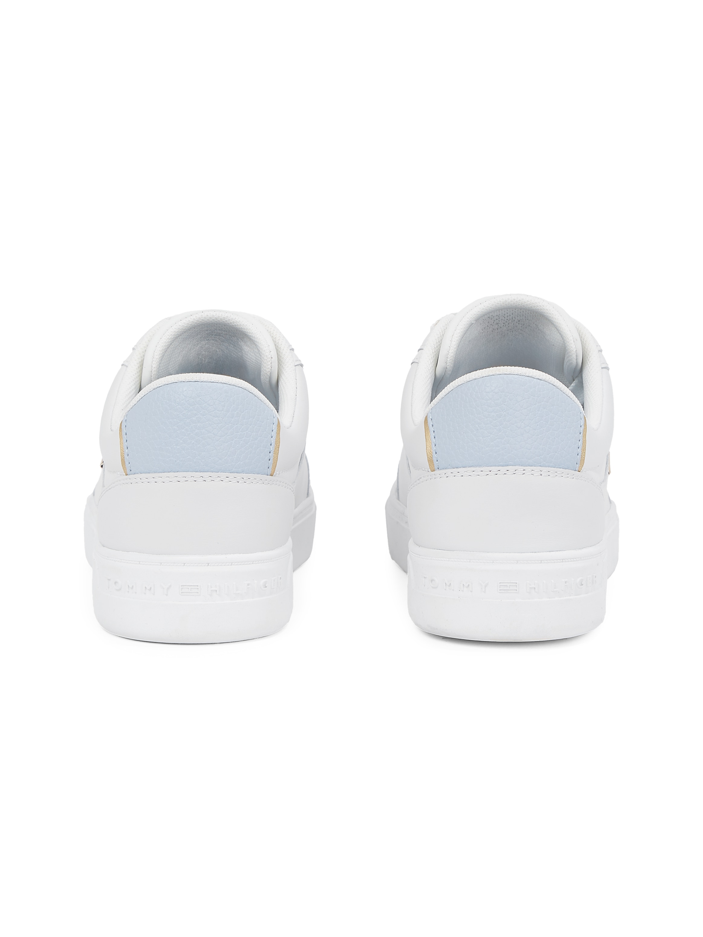 Tommy Hilfiger Plateausneaker »ESSENTIAL CHIC COURT SNEAKER«, Freizeitschuh, Schnürschuh, Halbschuh mit TH-Schmuckelement