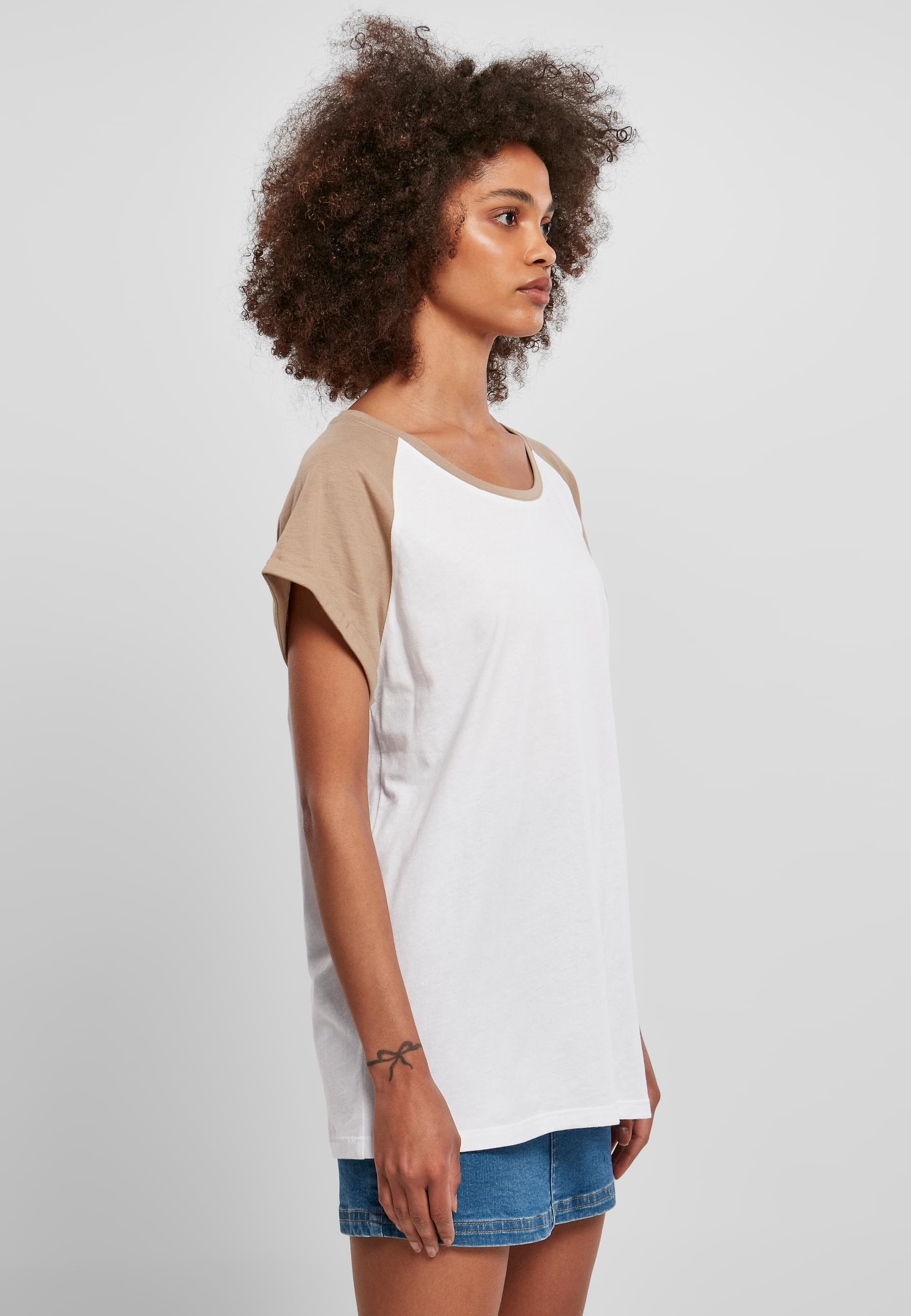 URBAN CLASSICS Kurzarmshirt »Urban Classics Damen Ladies Contrast Raglan Tee«, (1 tlg.)