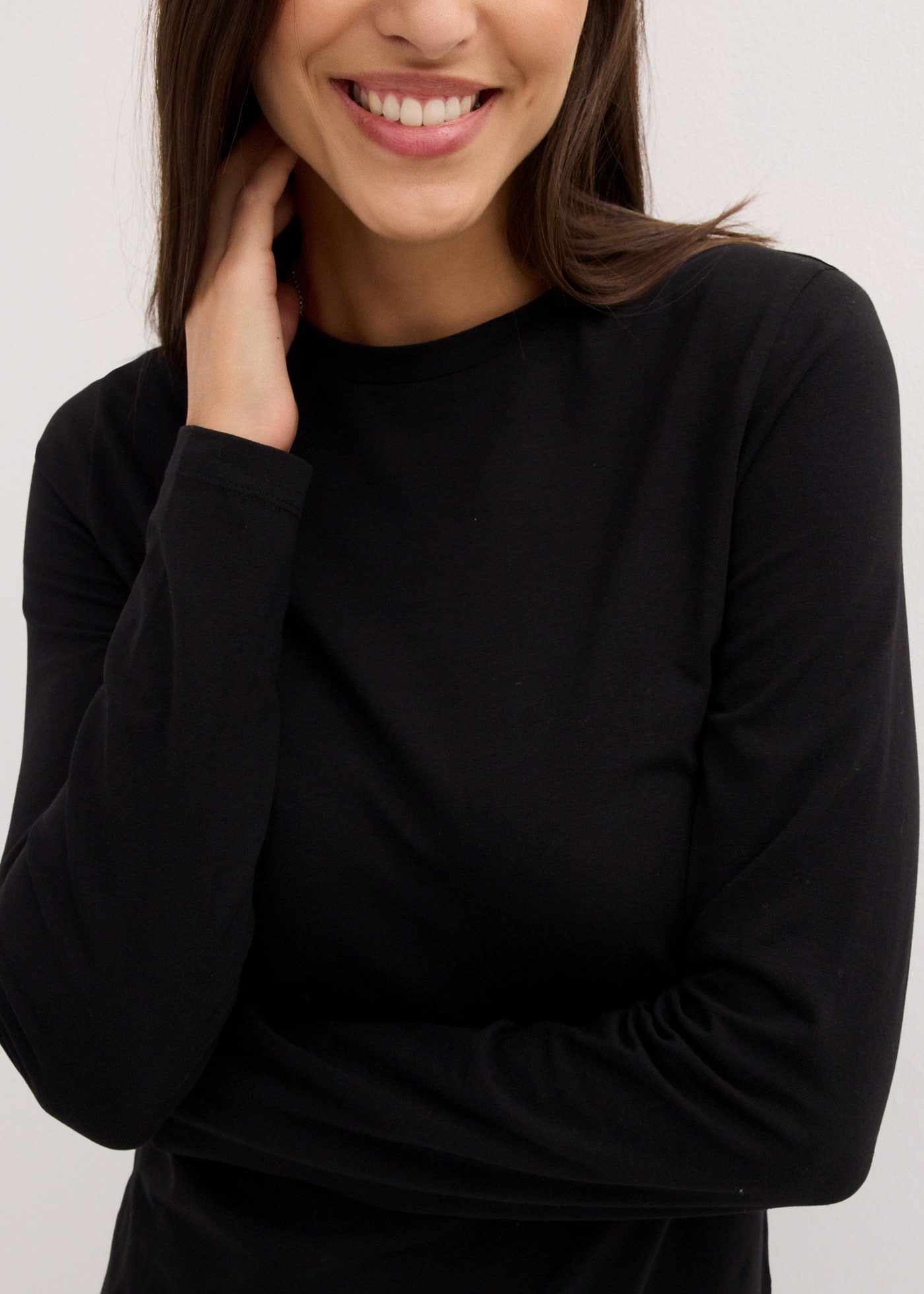 bonprix Langarmshirt »Langarmshirt mit reiner Baumwolle (2er Pack)« Packung, 2, 2 Stk. im 2er Pack  mit Rundhalsausschnitt