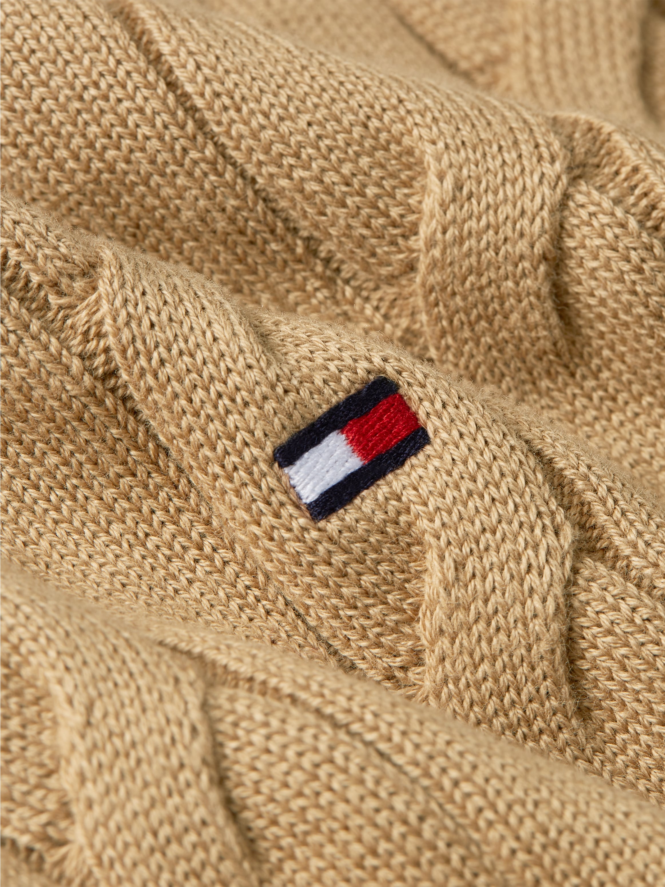 Tommy Hilfiger Strickpullover »CLASSIC COTTON CABLE ZIP MOCK«, mit modischem Zopfmuster