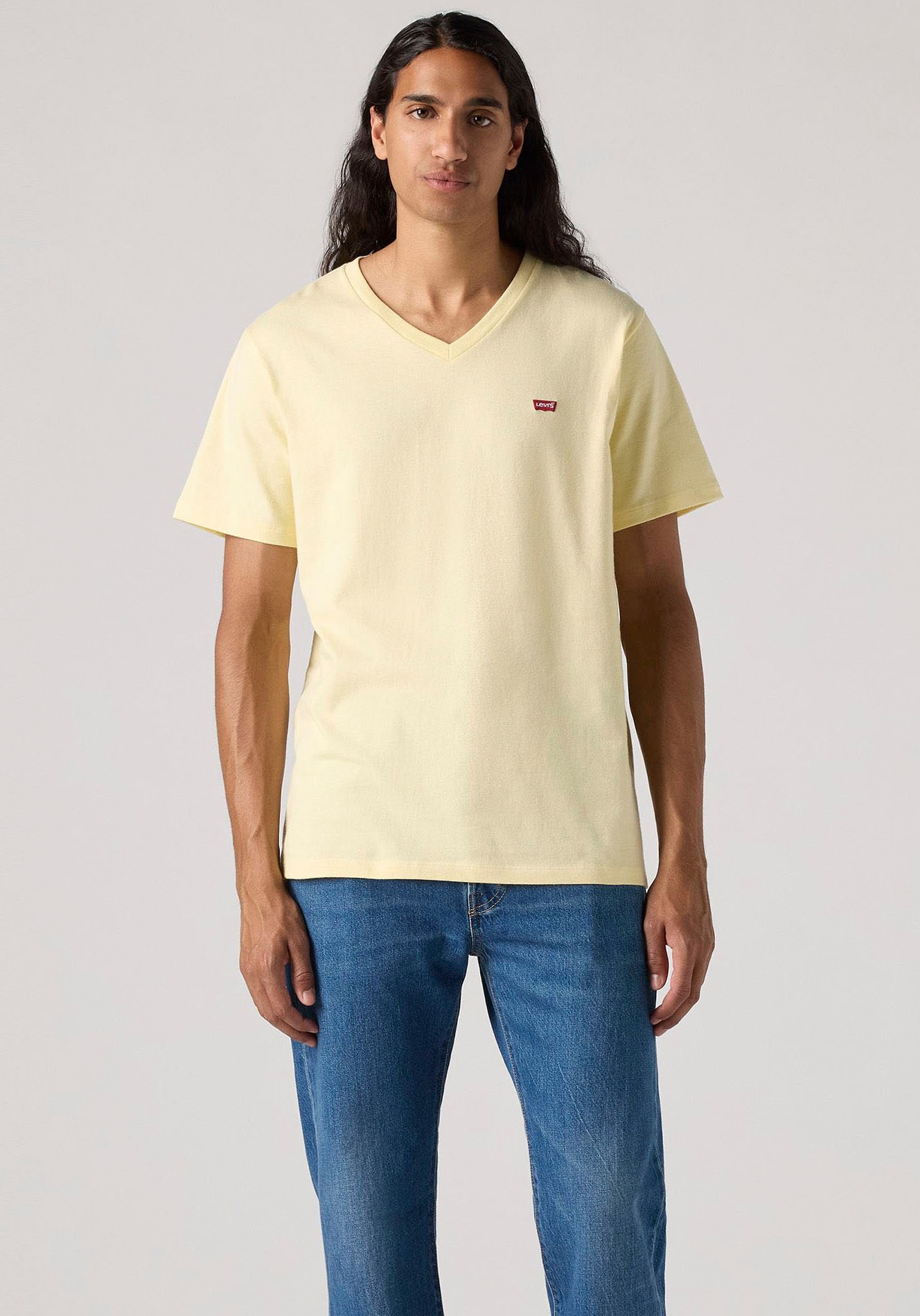 Levis V-Shirt "LE ORIGINAL HM VNECK", mit Logostickerei günstig online kaufen