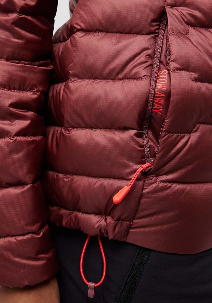 Jack Wolfskin Daunenjacke »PASSAMANI DOWN HOODY W«, mit Kapuze