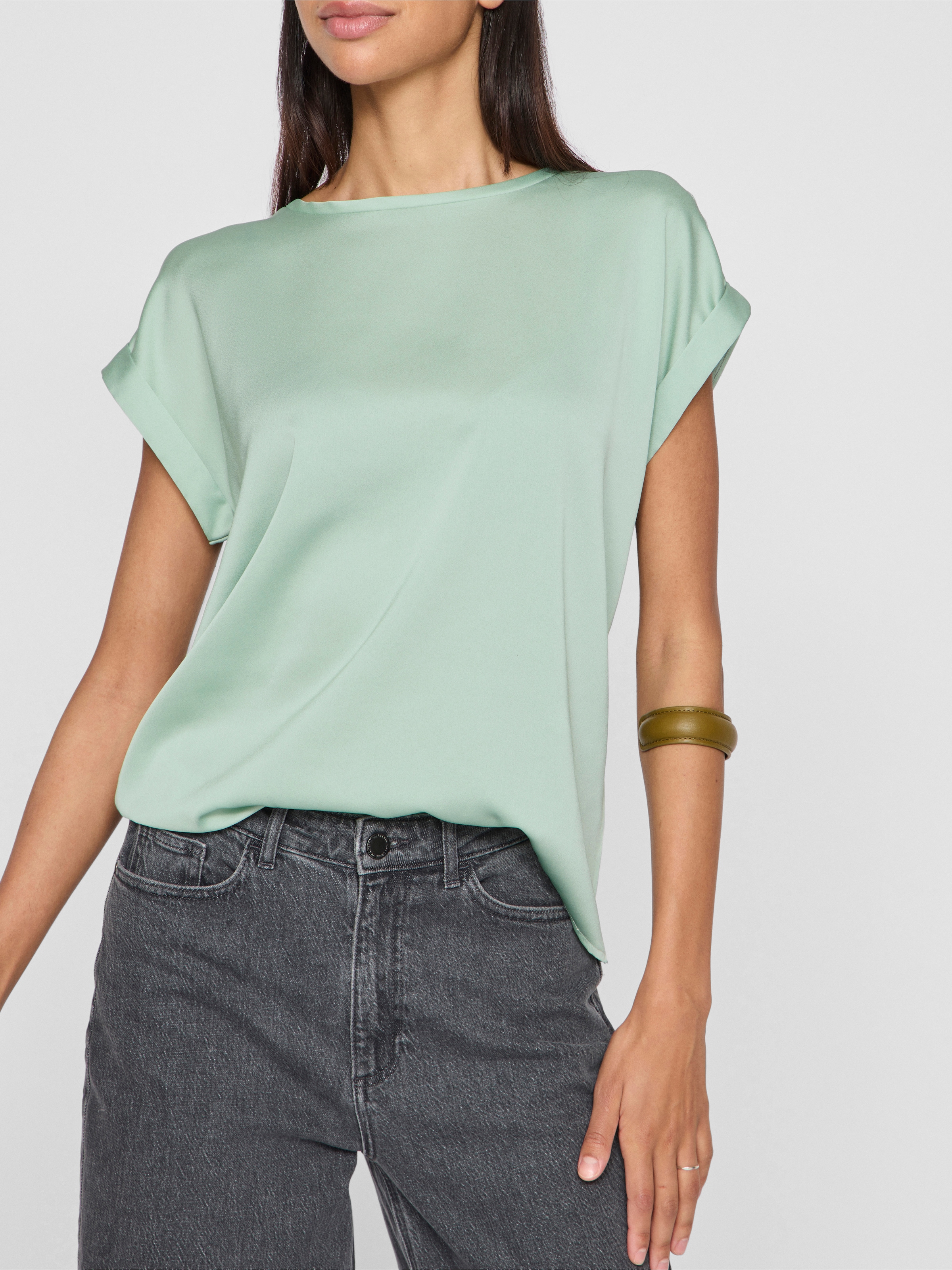 Vila Kurzarmshirt "VIELLETTE S/S SATIN TOP - NOOS", Satin Optik günstig online kaufen