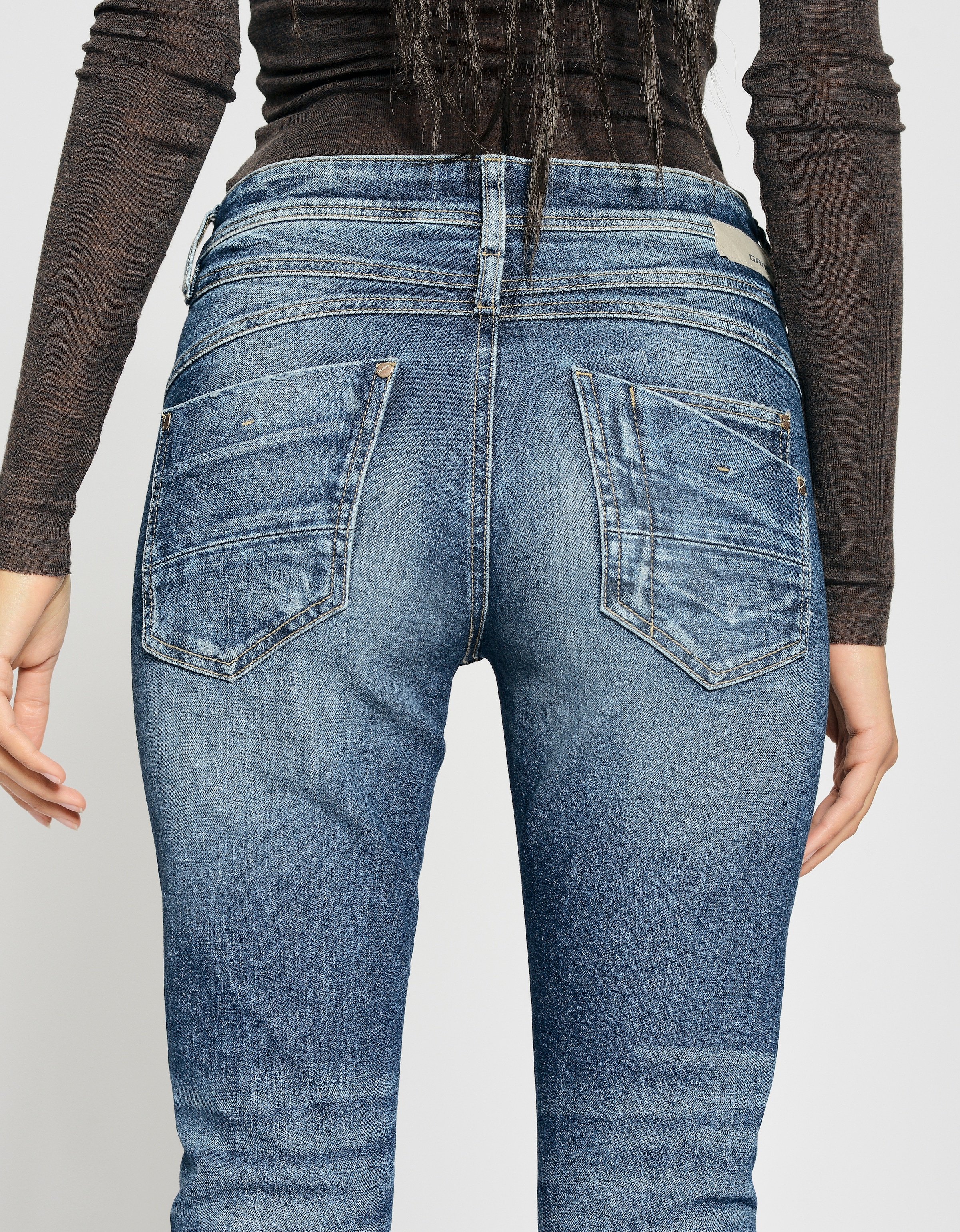 GANG Relax-fit-Jeans »94AMELIE CROPPED«, aus weicher Cord-Qualität