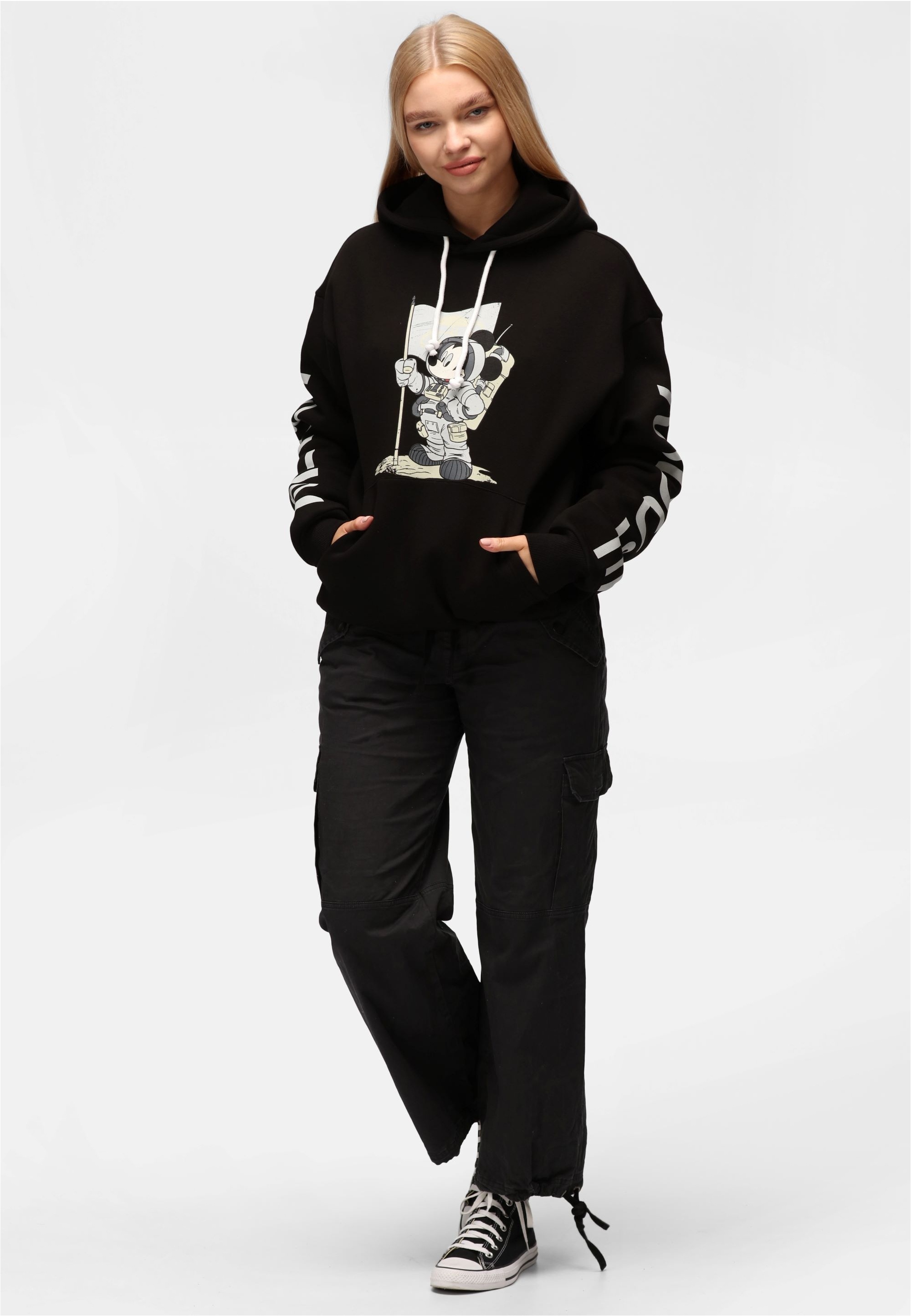 Recovered Kapuzensweatshirt »Disney Space Mickey«, im zeitlosen Design