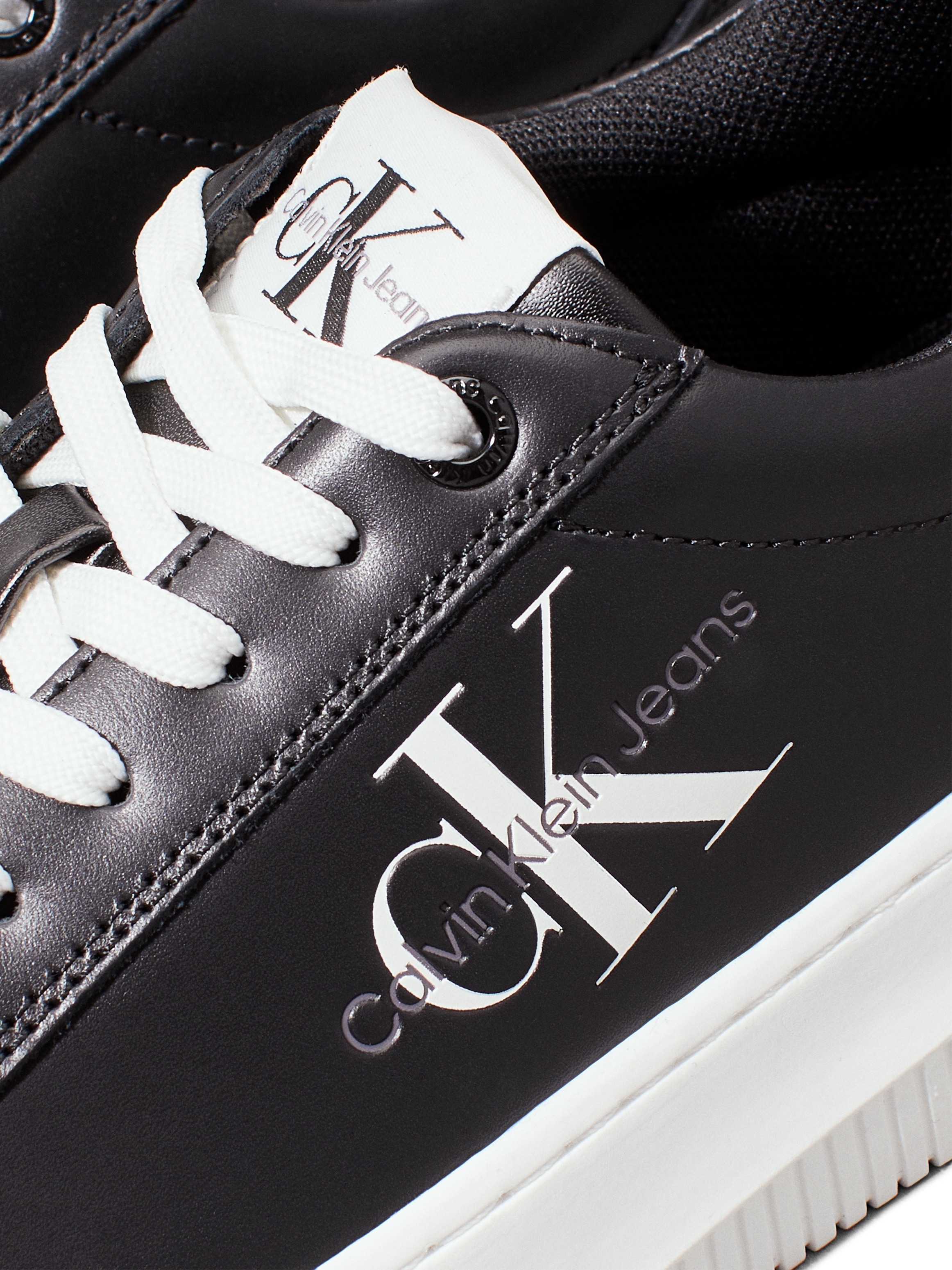 Calvin Klein Jeans Plateausneaker »CHUNKY CUPSOLE MONO LTH WN«, Freizeitschuh, Halbschuh, Schnürschuh mit CK-Schriftzug an der Seite