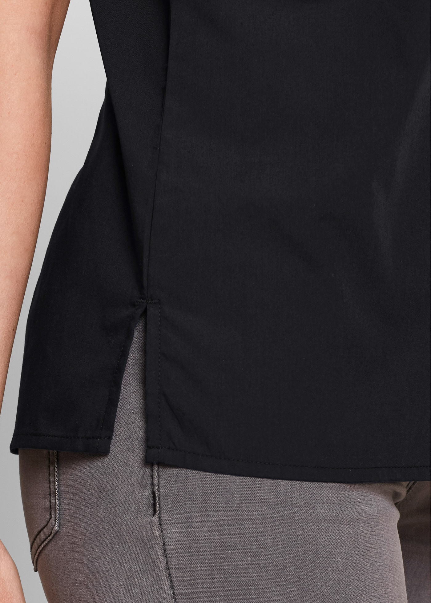 bonprix Kurzarmbluse Regular Fit, eleganter Stil, Hemdblusenkragen