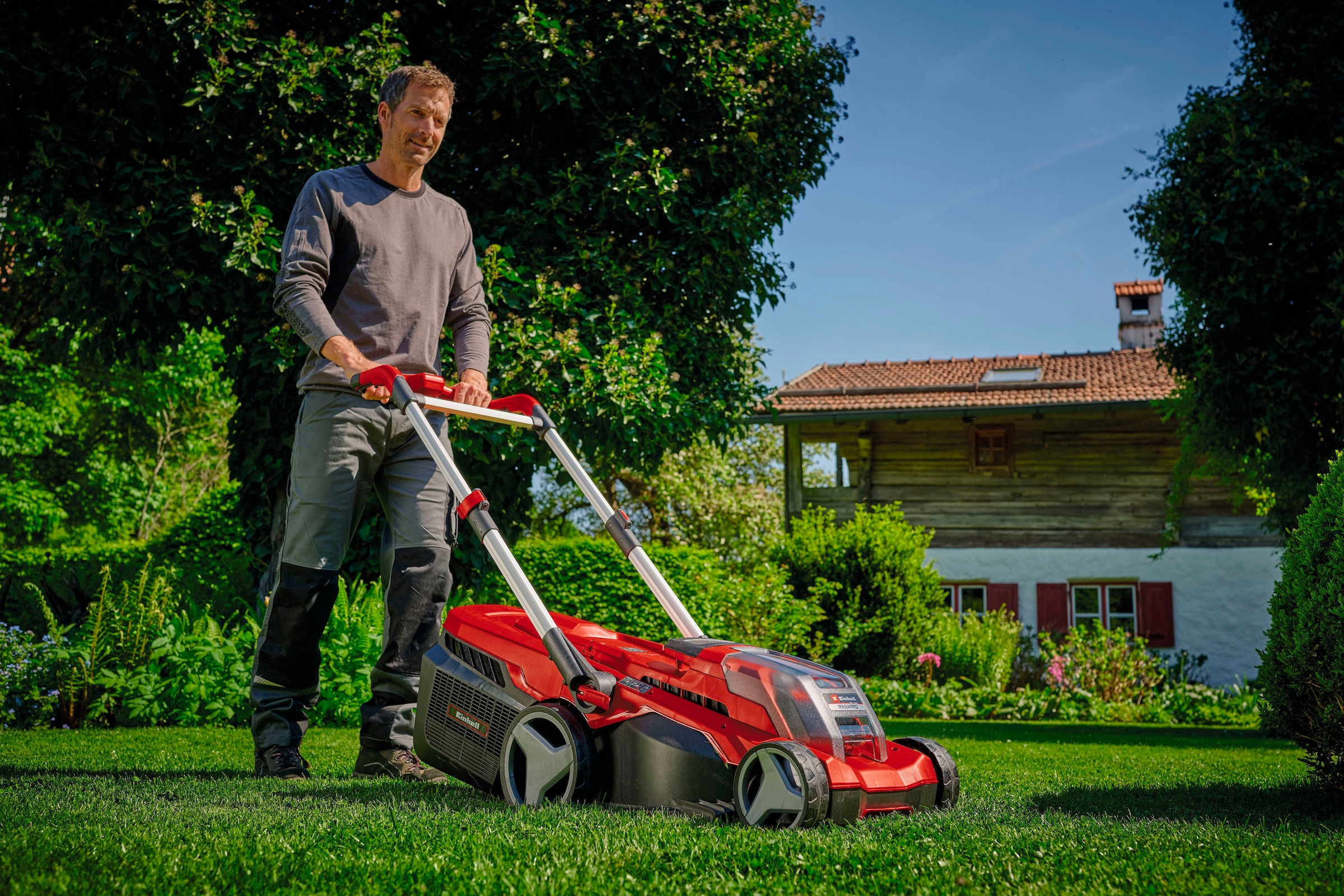 Einhell Akkurasenmäher »RASARRO«, (Set), mit 2 Akkus und Twincharger