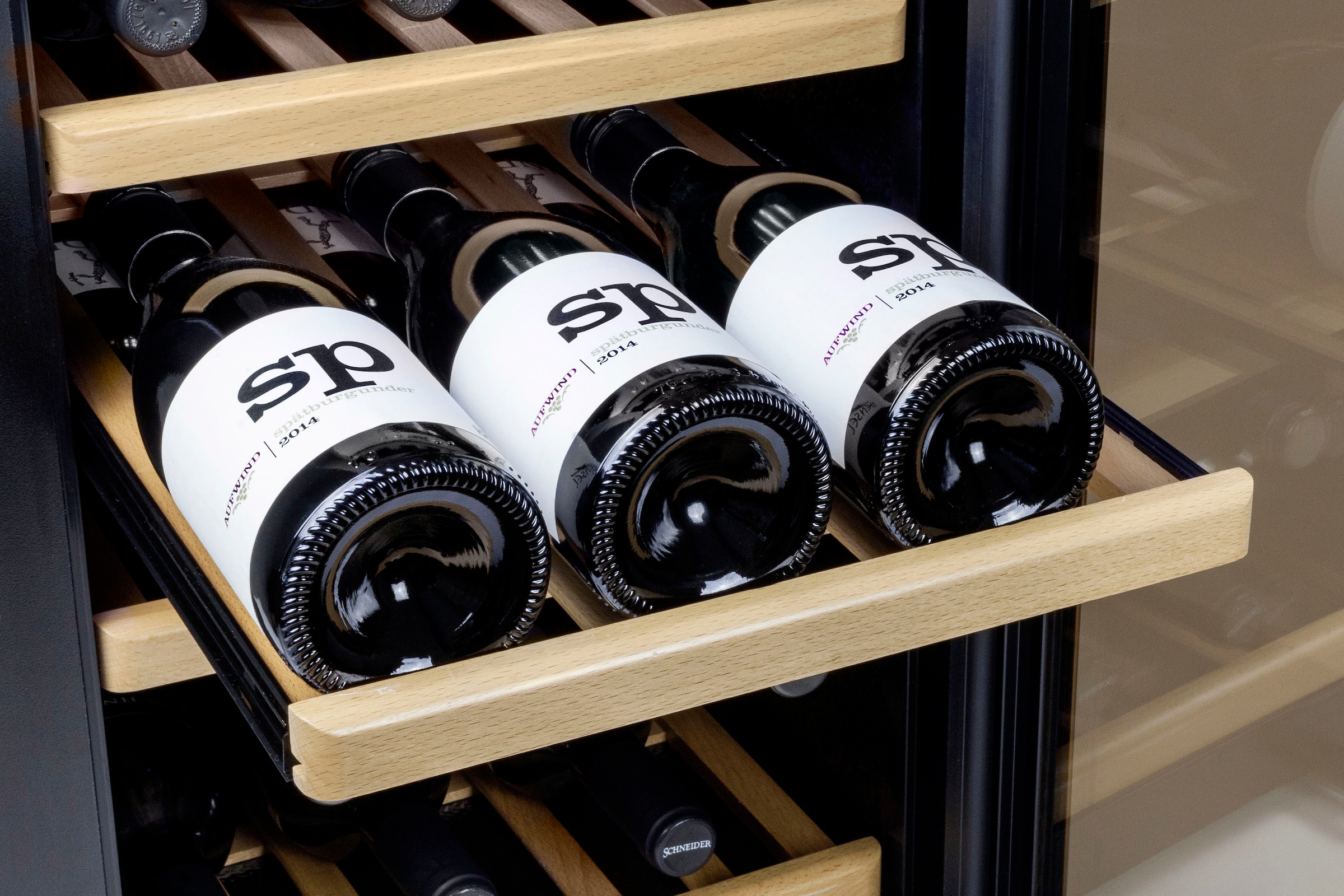 Caso Weinkühlschrank »644«, für 24 St. Standardflaschen á 075l, WineComfort 24 black