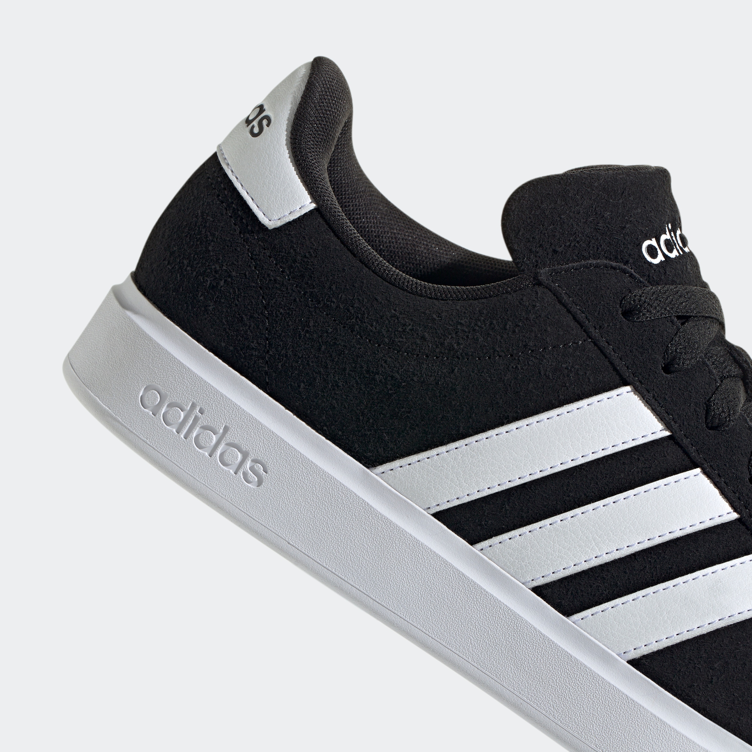 adidas Sportswear Sneaker »GRAND COURT 2.0«, Design auf den Spuren des adidas Superstar