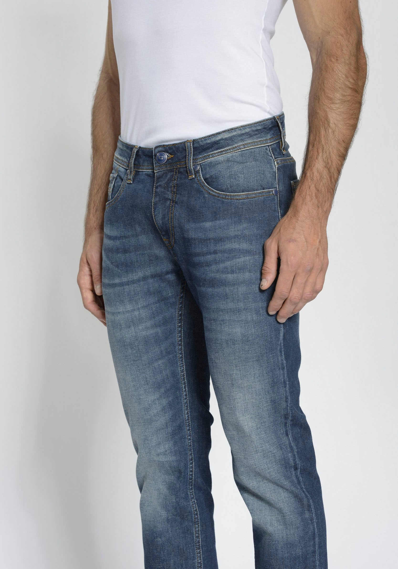 GANG 5-Pocket-Jeans »94NICO«, in zwei verschiedenen Beinlängen im 5-Pocket Style