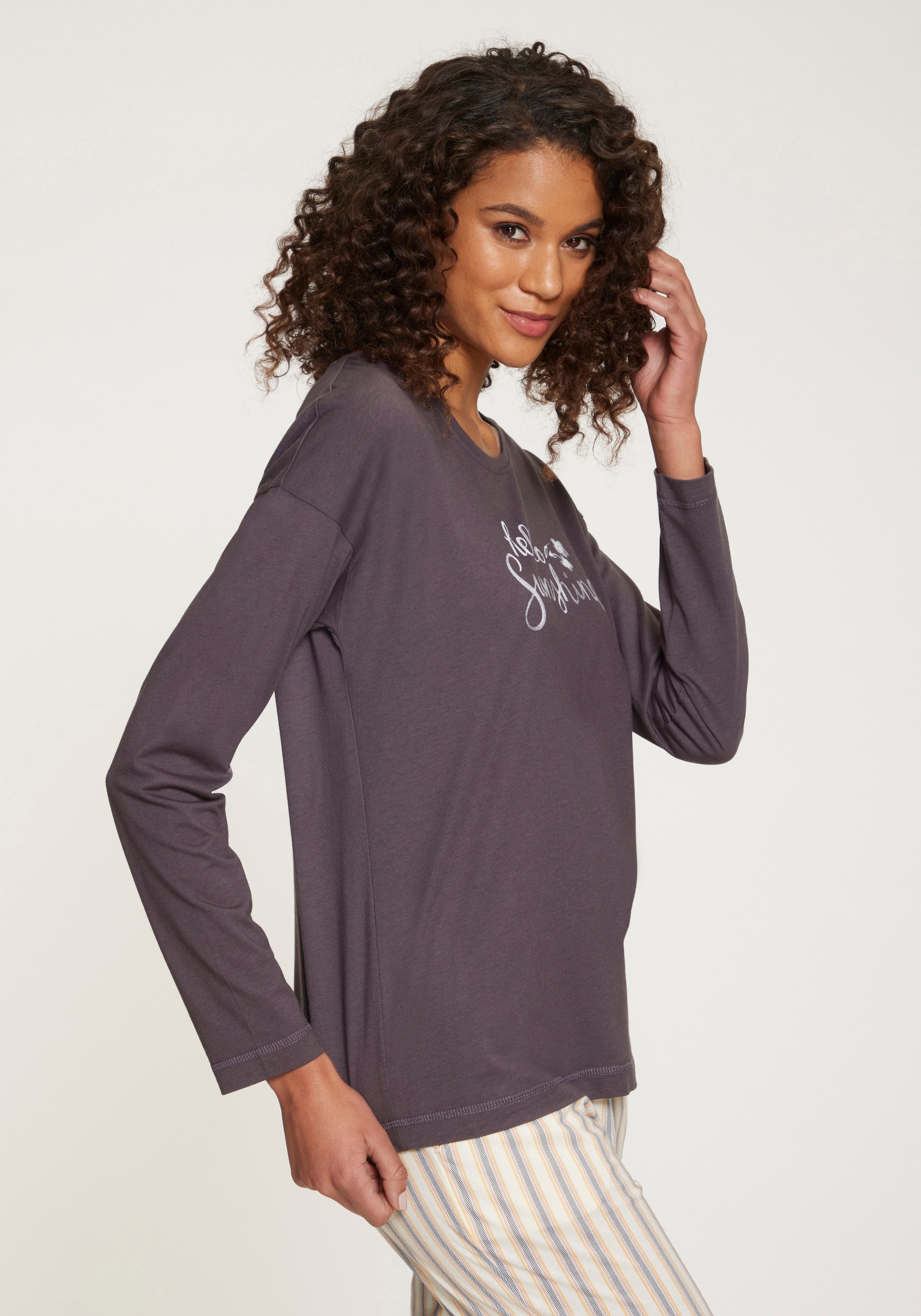 Vivance Dreams Pyjamaoberteil, mit Frontdruck