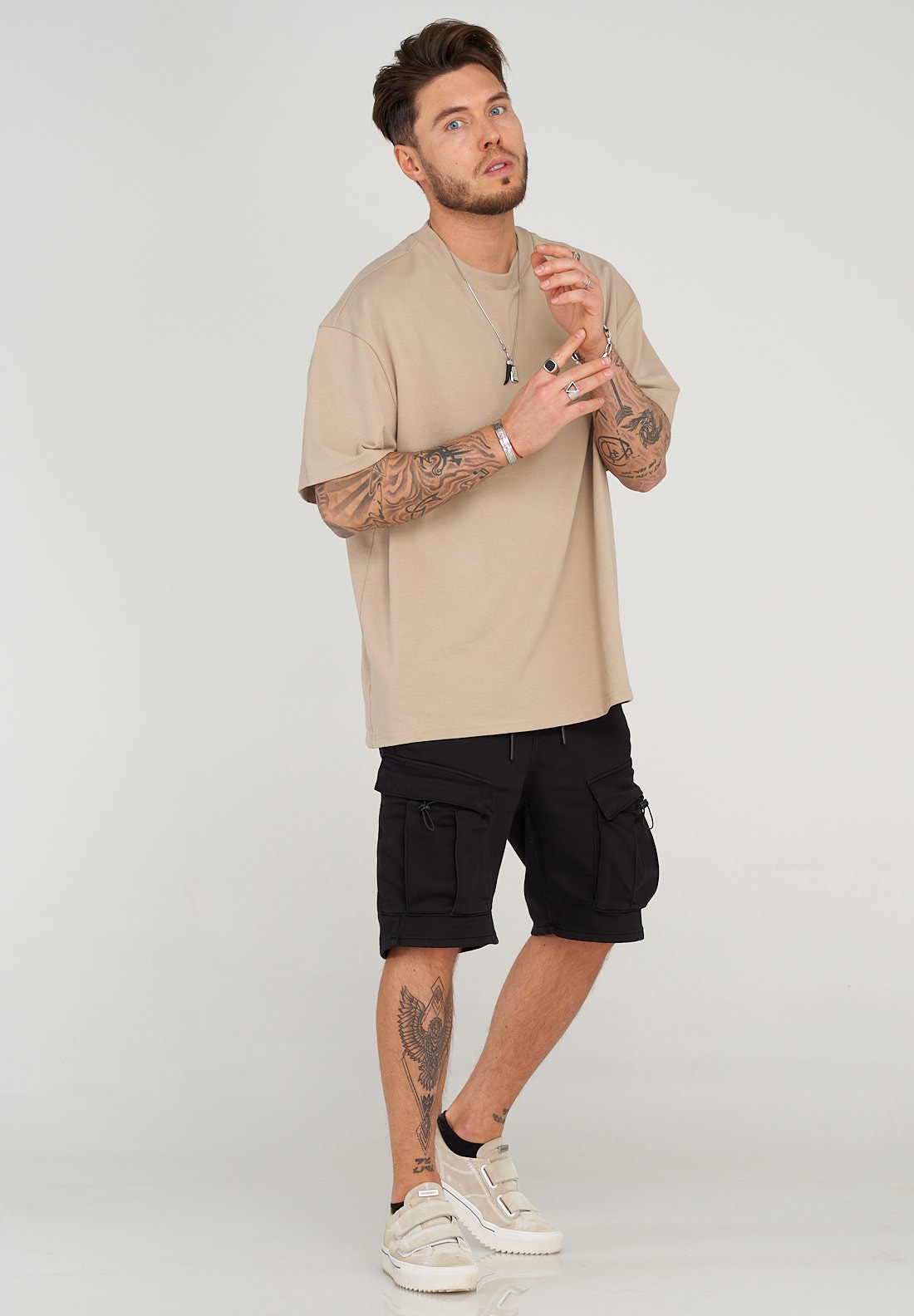 behype Shorts "ISMAEL" mit praktischen Cargotaschen günstig online kaufen