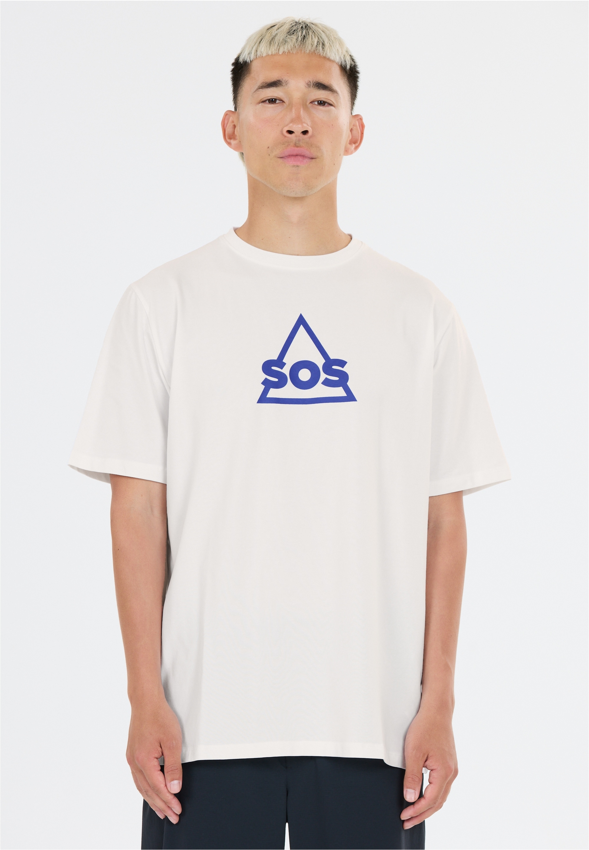 SOS Funktionsshirt "Kvitfjell" mit biologischer Baumwolle und subtilem SOS-Print