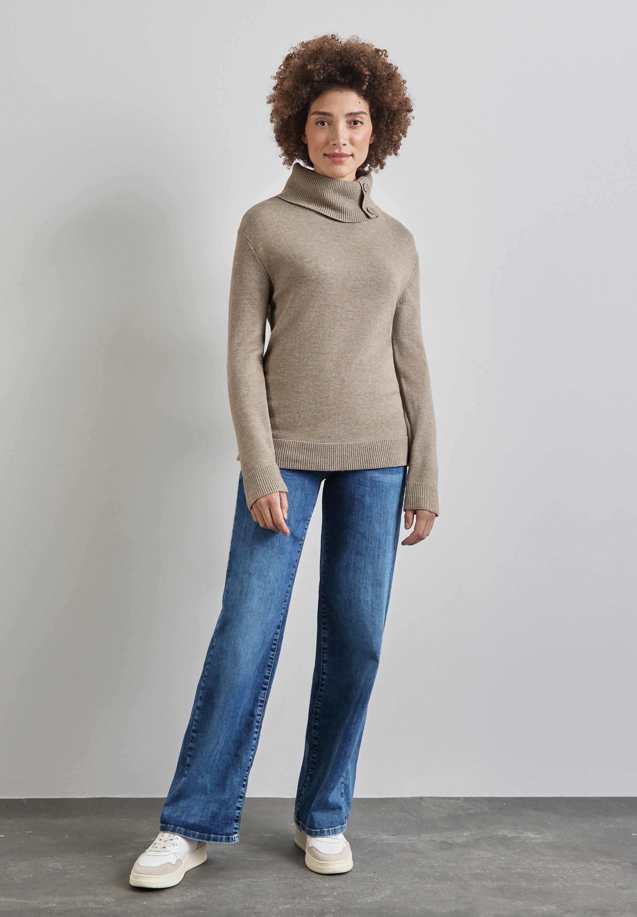 Thumbnail - STREET ONE Rollkragenpullover, mit Knopf Details