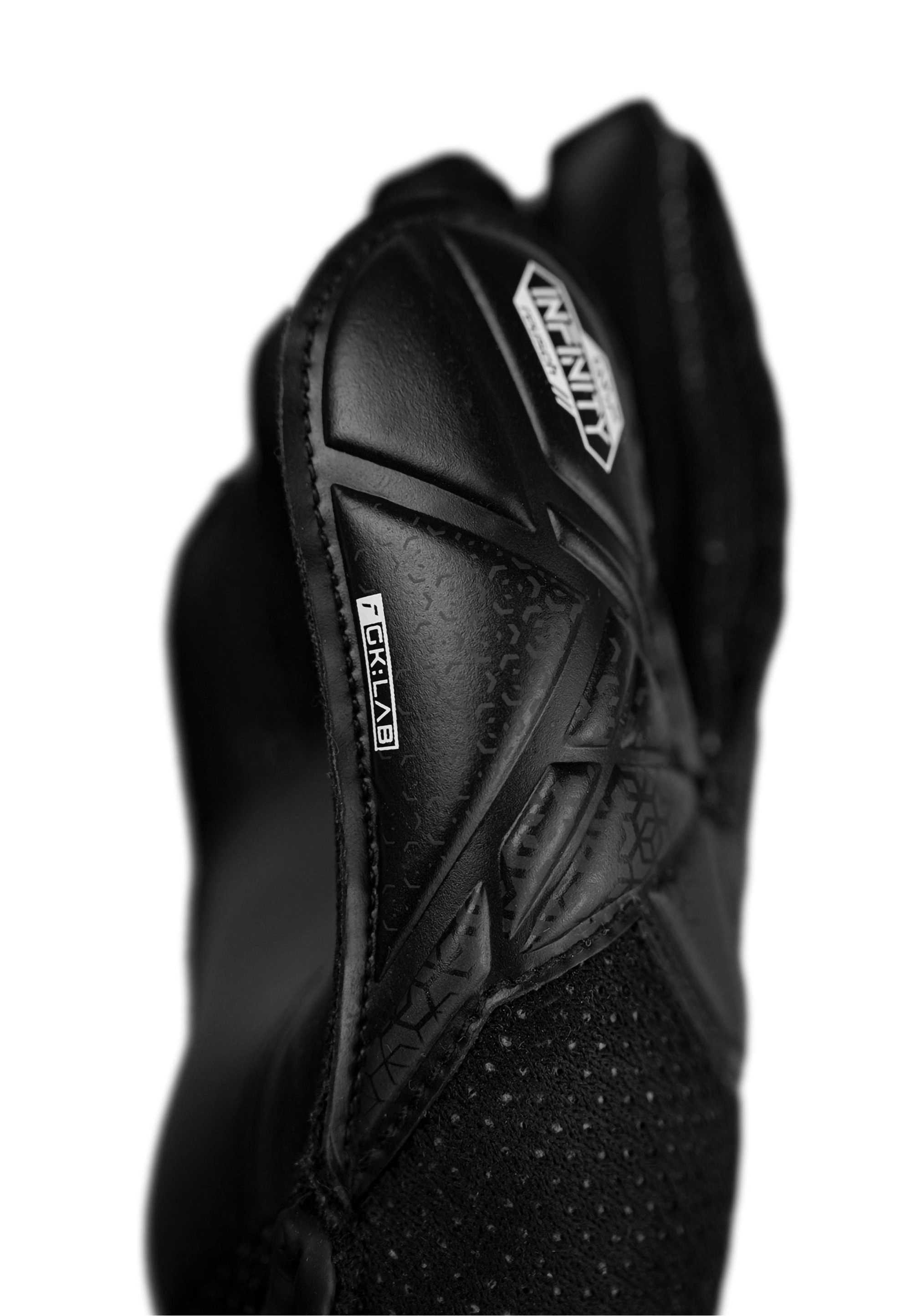 Reusch Torwarthandschuhe »Attrakt Infinity Junior«, mit Expanse Cut