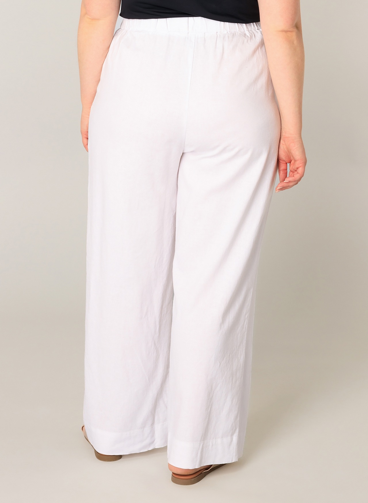 Base Level Curvy Leinenhose "Yula" günstig online kaufen