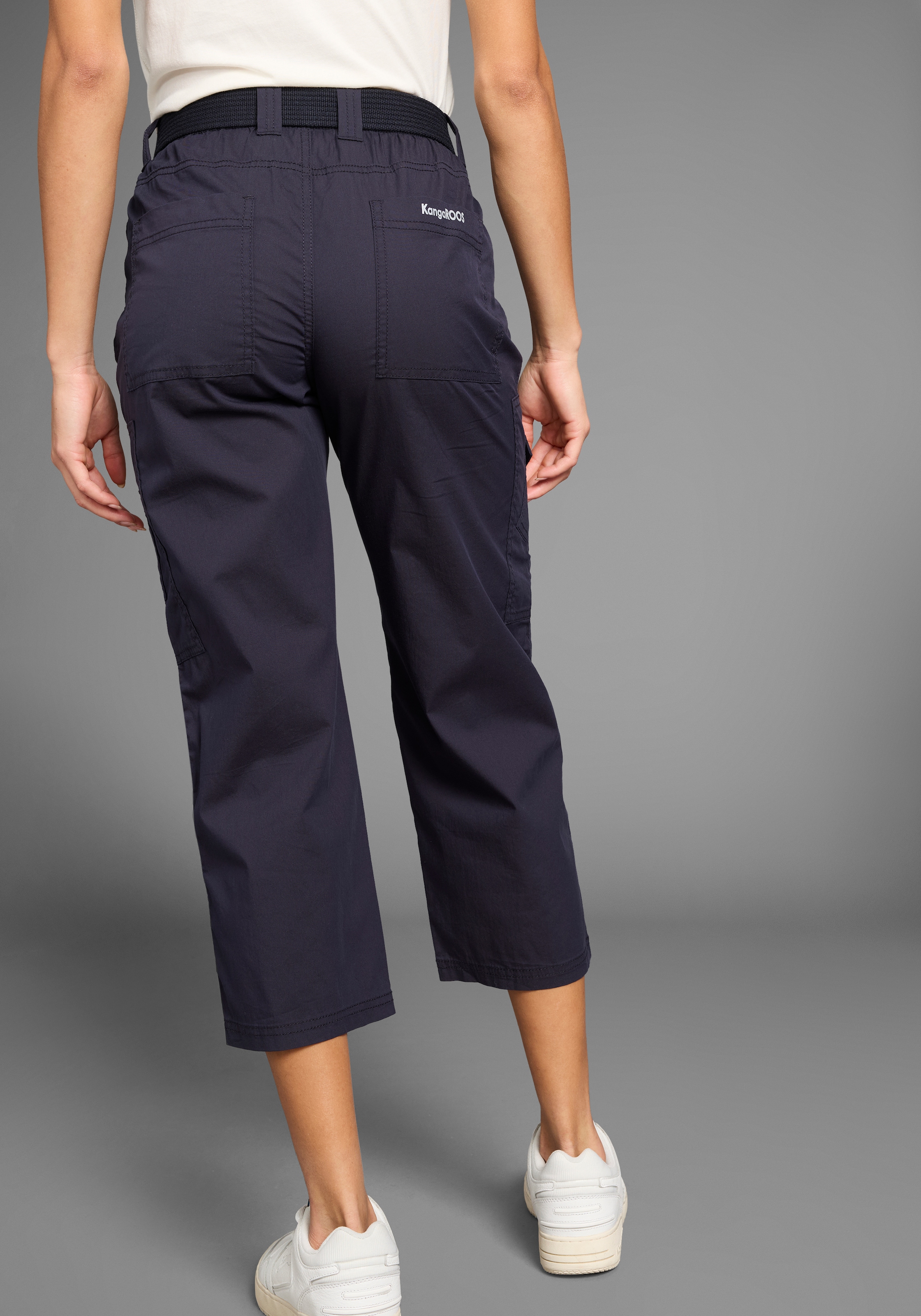 KangaROOS Caprihose, (2 tlg., mit abnehmbarem Gürtel), mit seitlich aufgesetzten Taschen