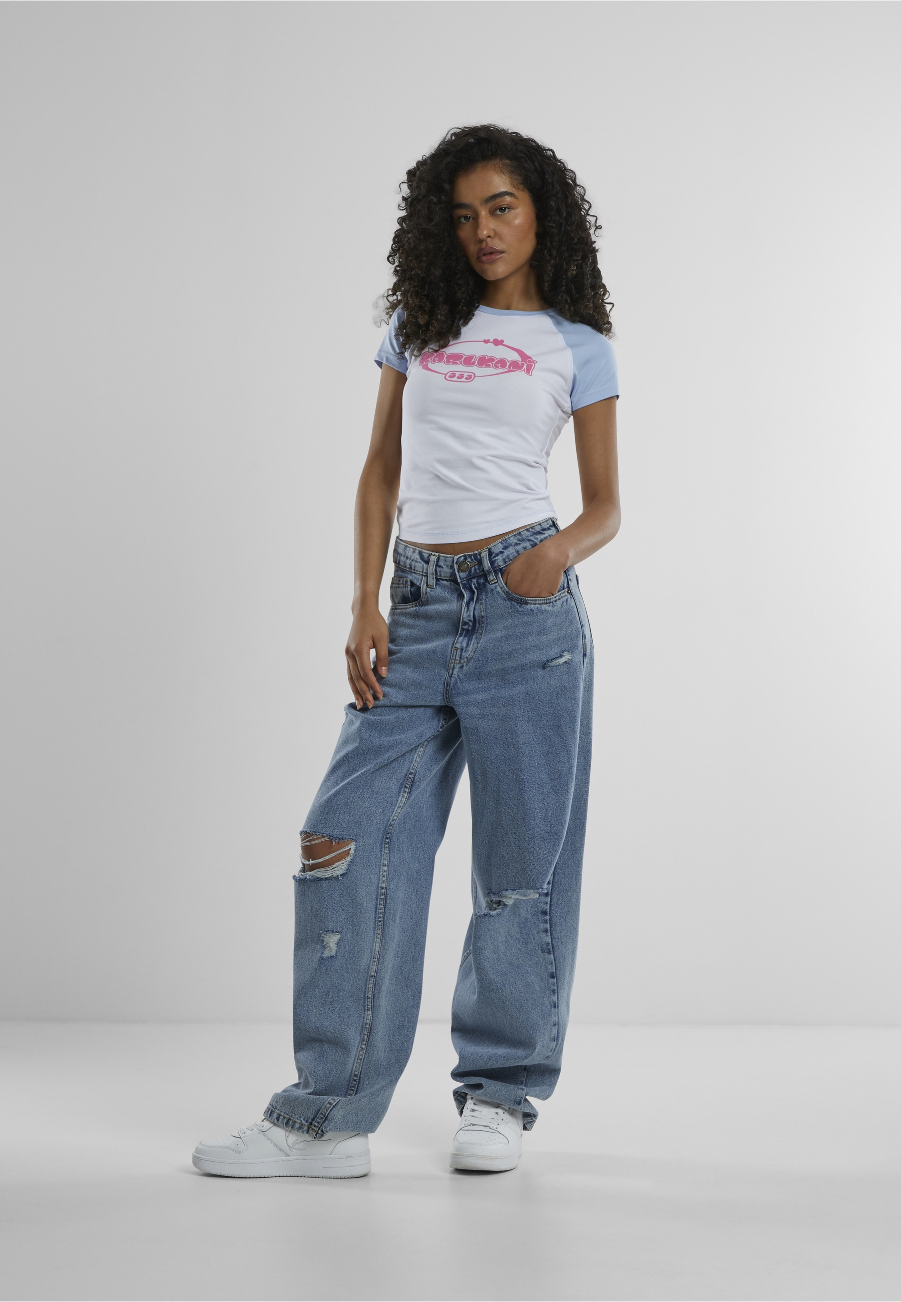 Karl Kani T-Shirt »Karl Kani Woven Signature Kk Heart Tiny Tee« 1 Stk.