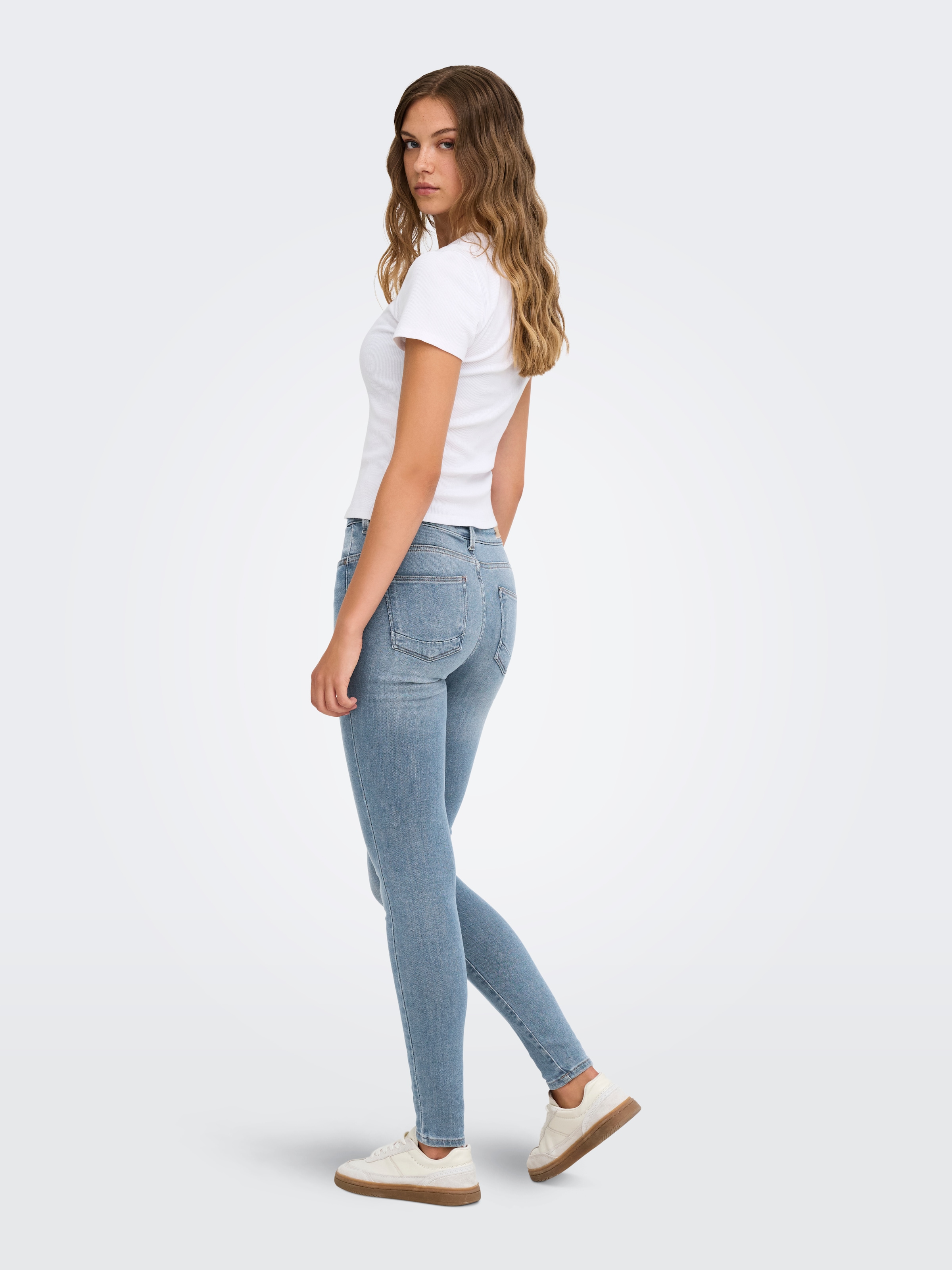 ONLY Skinny-fit-Jeans »ONLPOWER MID SKIN PUSHUP DNM REA968 NOOS« Baumwollmischung, skinny fit