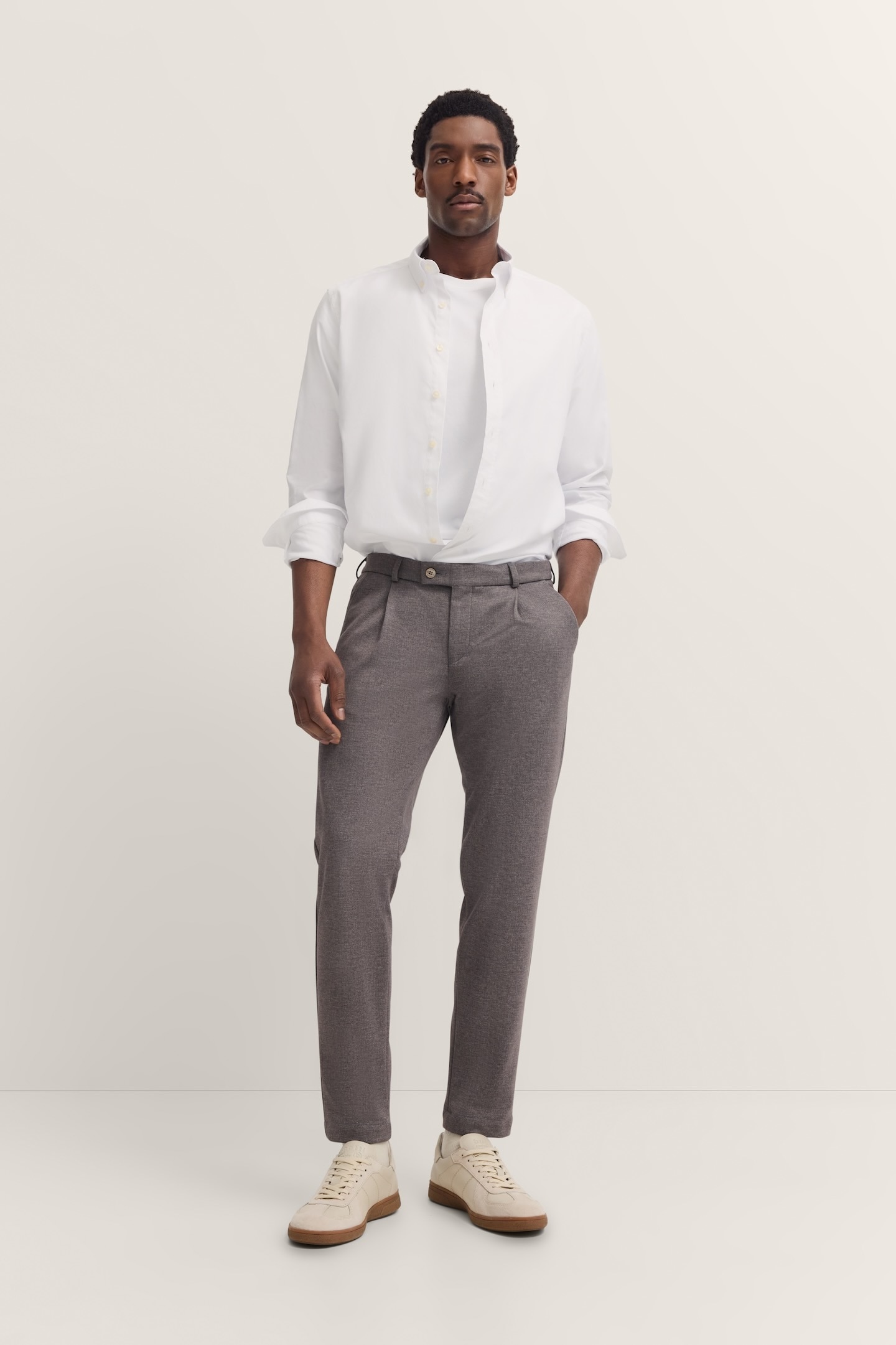 bugatti Bundfaltenhose »Tapered Fit«, mit Flexcity Jersey Stretch