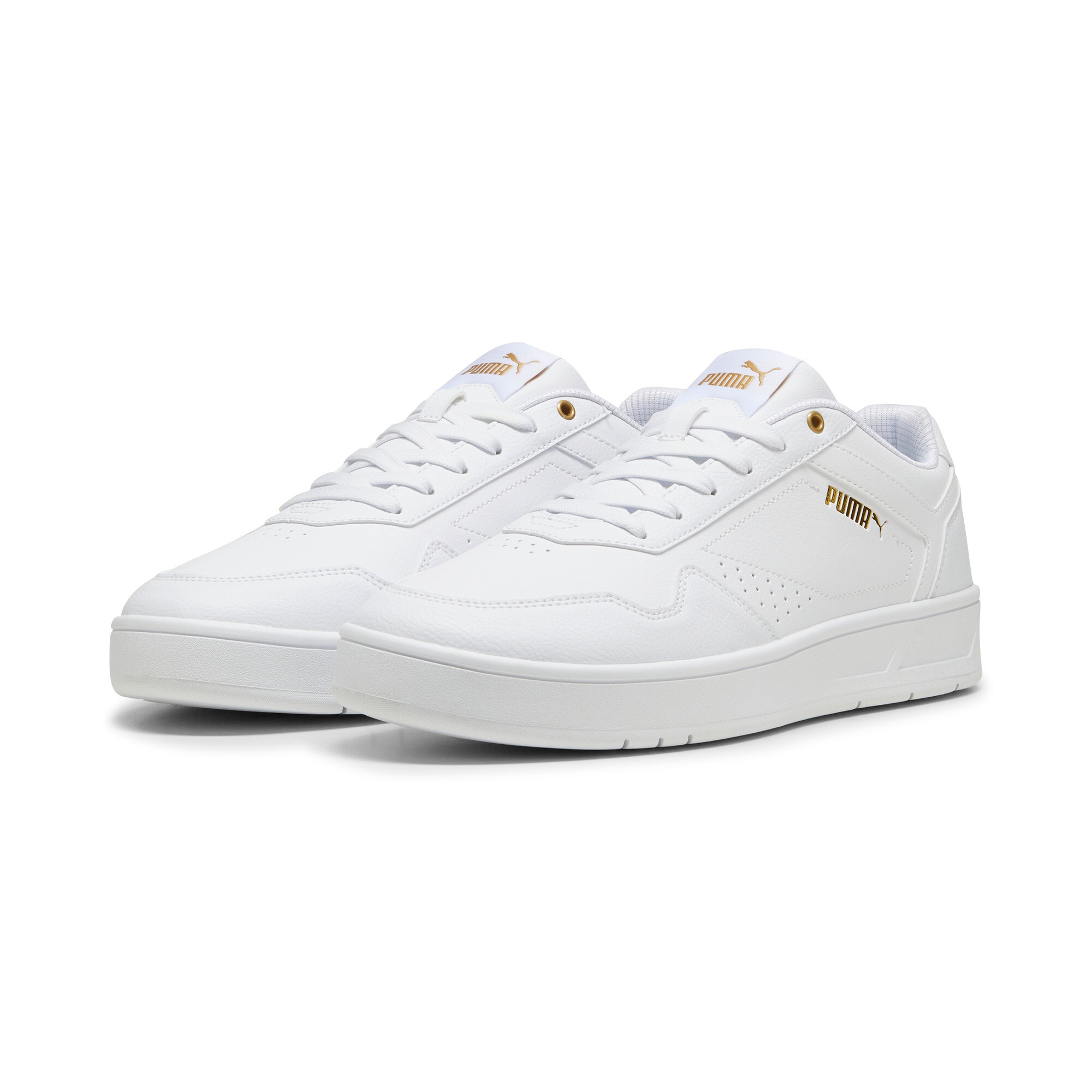 PUMA Sneaker "COURT CLASSIC" für sportliche Einsätze, mit Gummi-Laufsohle, mit Schnürverschluss