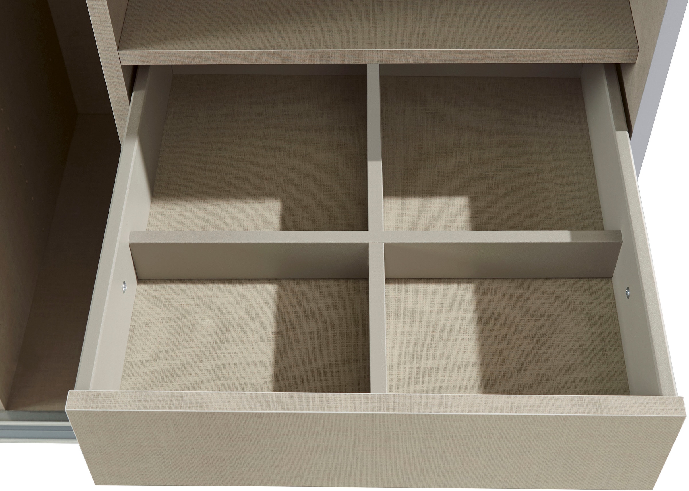 rauch Schwebetürenschrank »Kleiderschrank Schrank Garderobe TOPSELLER OTELI inkl. Inneneinteilung«, (Breiten 203/271/315/360 cm Höhen 210/229 cm), mit 3 Innenschubladen sowie zusätzlichen Einlegeböden MADE IN GERMANY