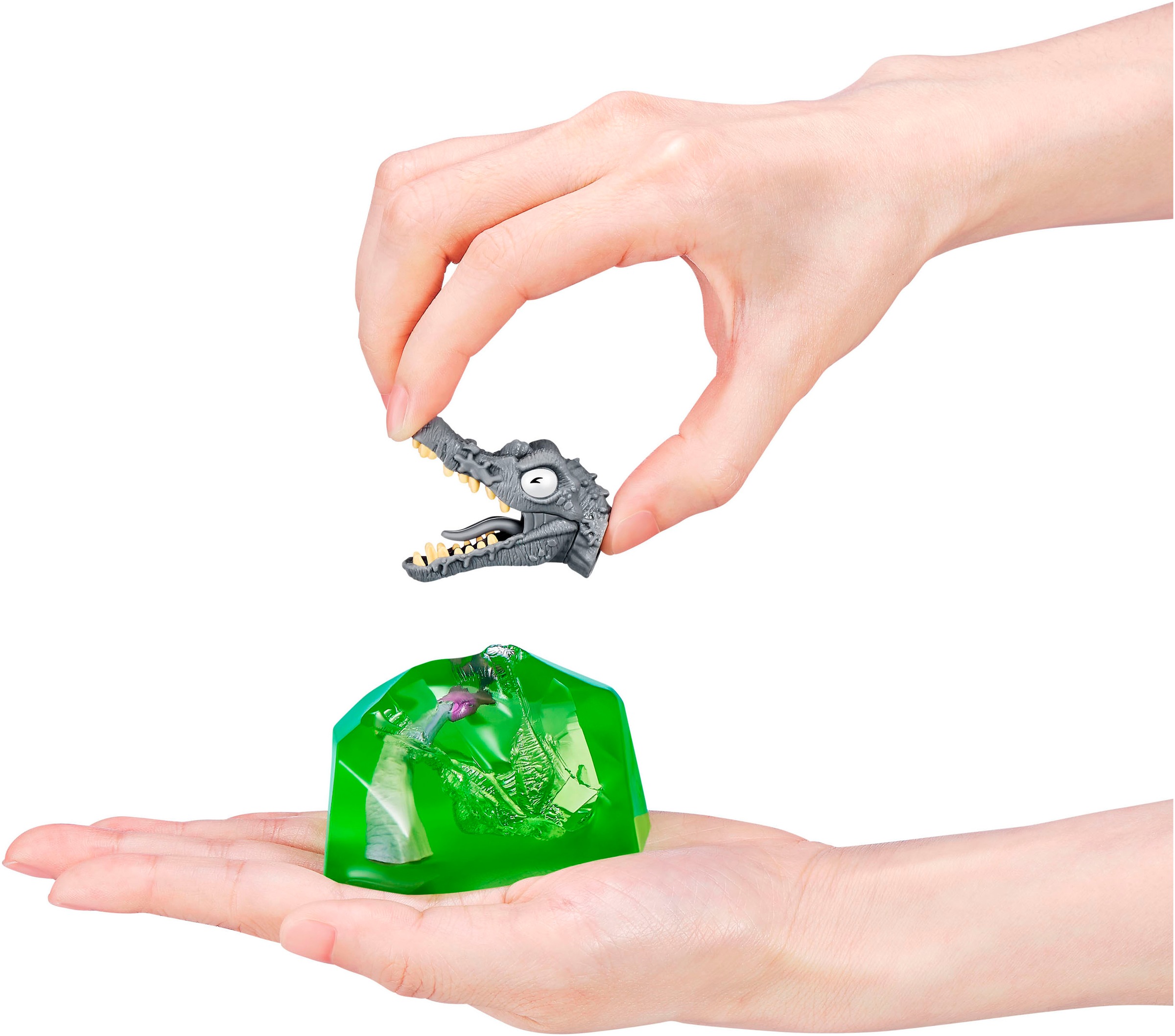 SMASHERS Spielfigur »Smashers, Jurassic Light Up Dino Ei Mini«, mit Funktion; Lieferung erfolgt sortiert (unterschiedliche Charaktere)