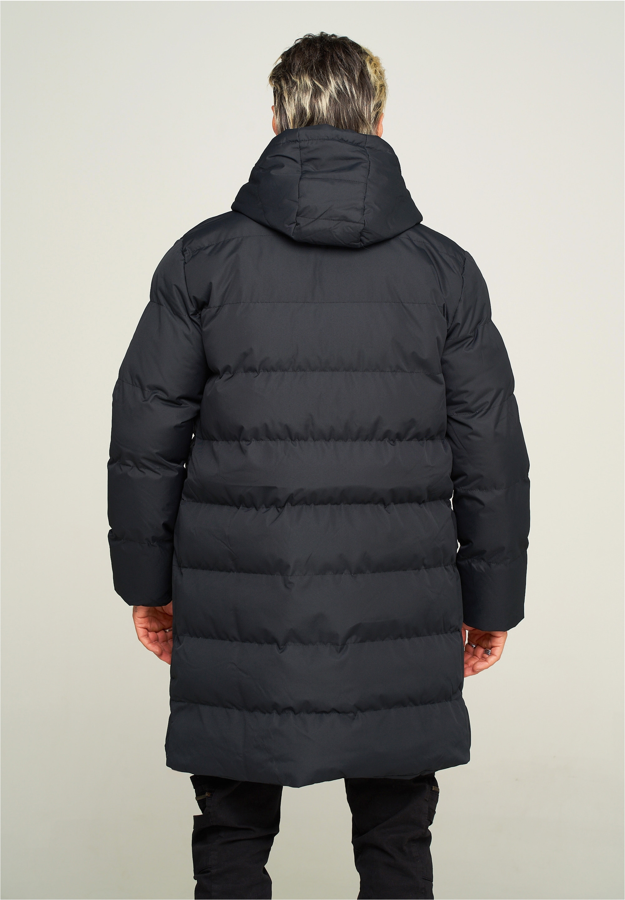 Behype Dygsniuota striukė »PUFFER PARKA« Dygsniuota striukė su gobtuvas