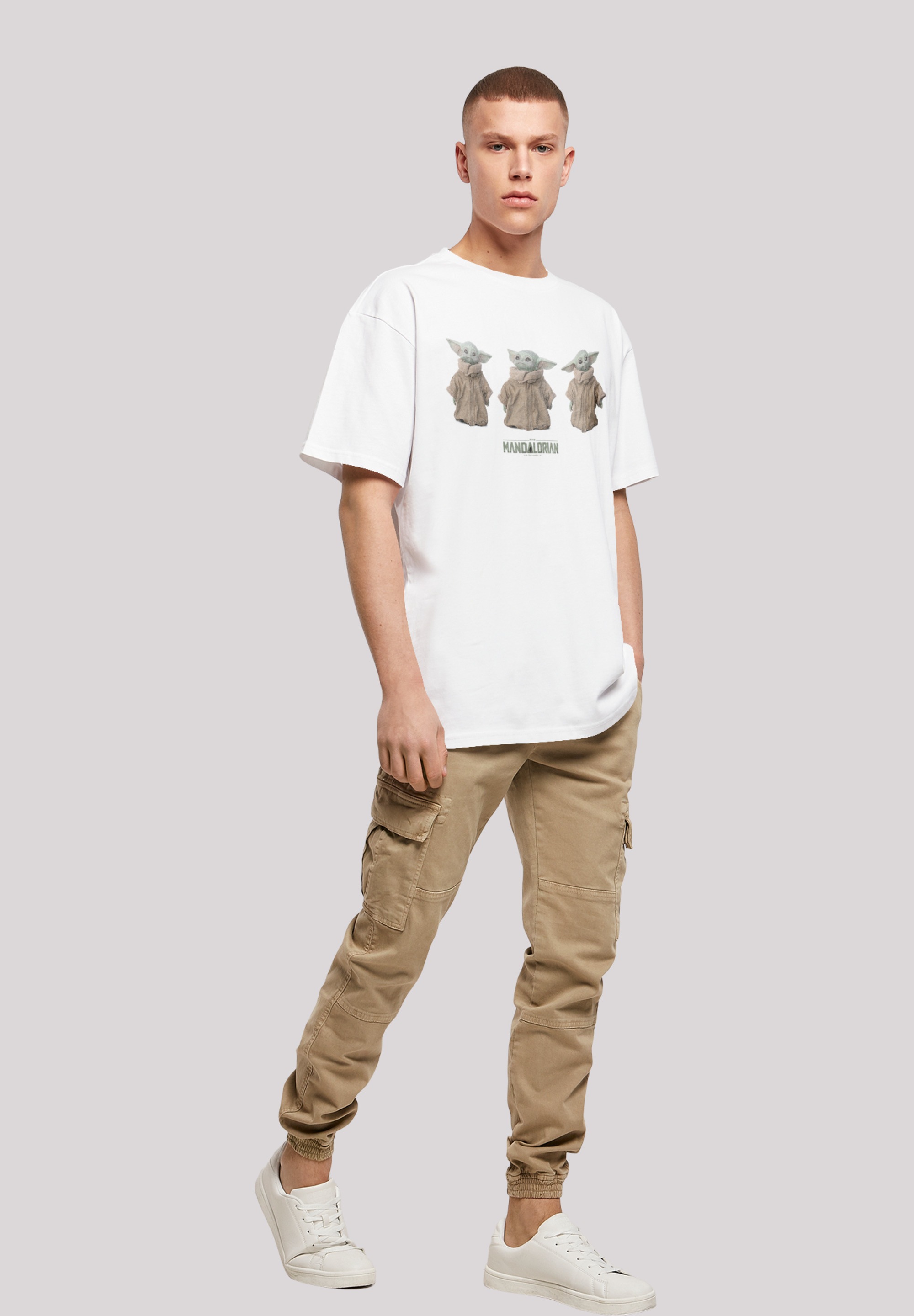 F4NT4STIC T-Shirt »Star Wars The Mandalorian The Child Poses«, Print