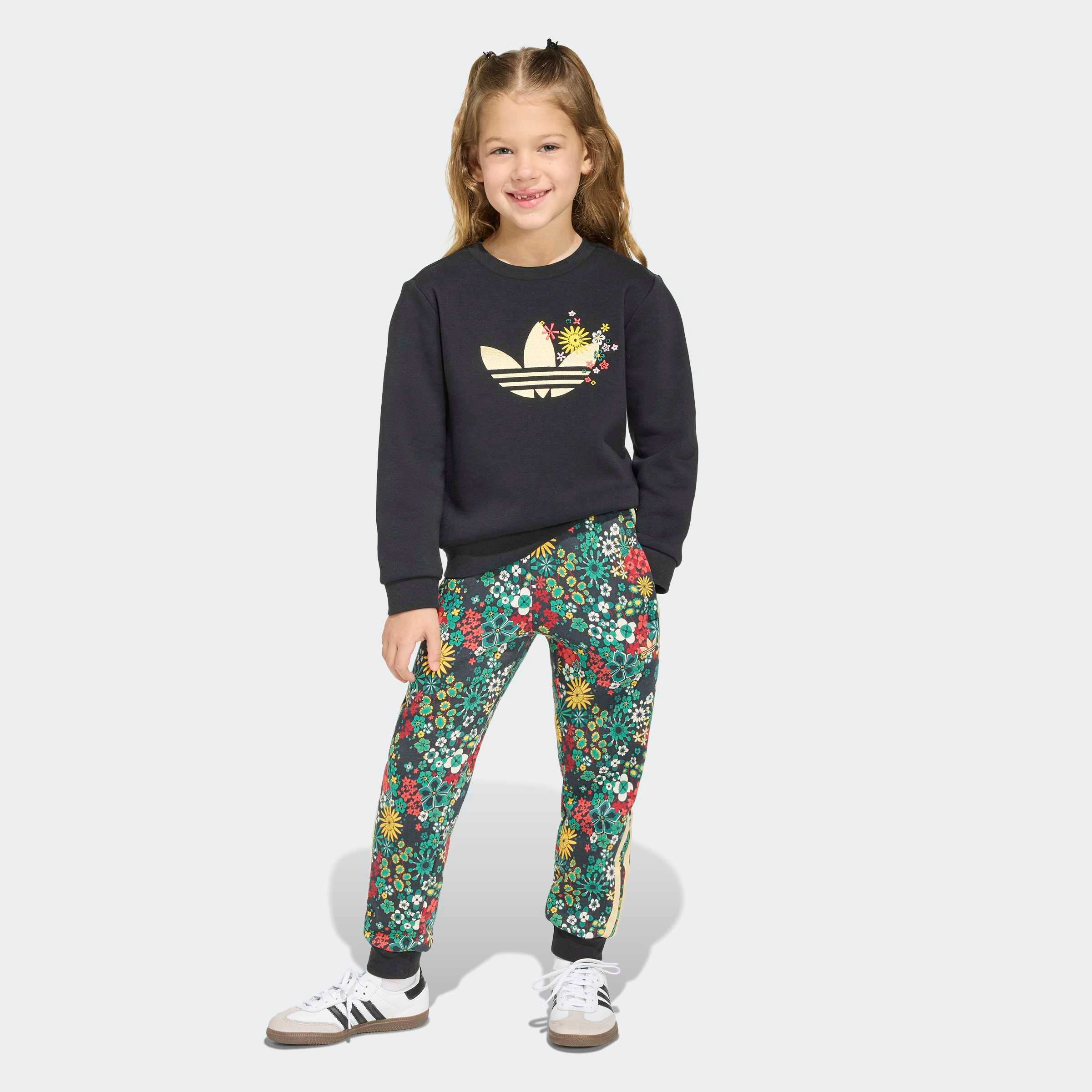 adidas Originals Trainingsanzug »ADIDAS ORIGINALS X LIBERTY LONDON SET MIT RUNDHALSAUSSCHNITT« 2 tlg.