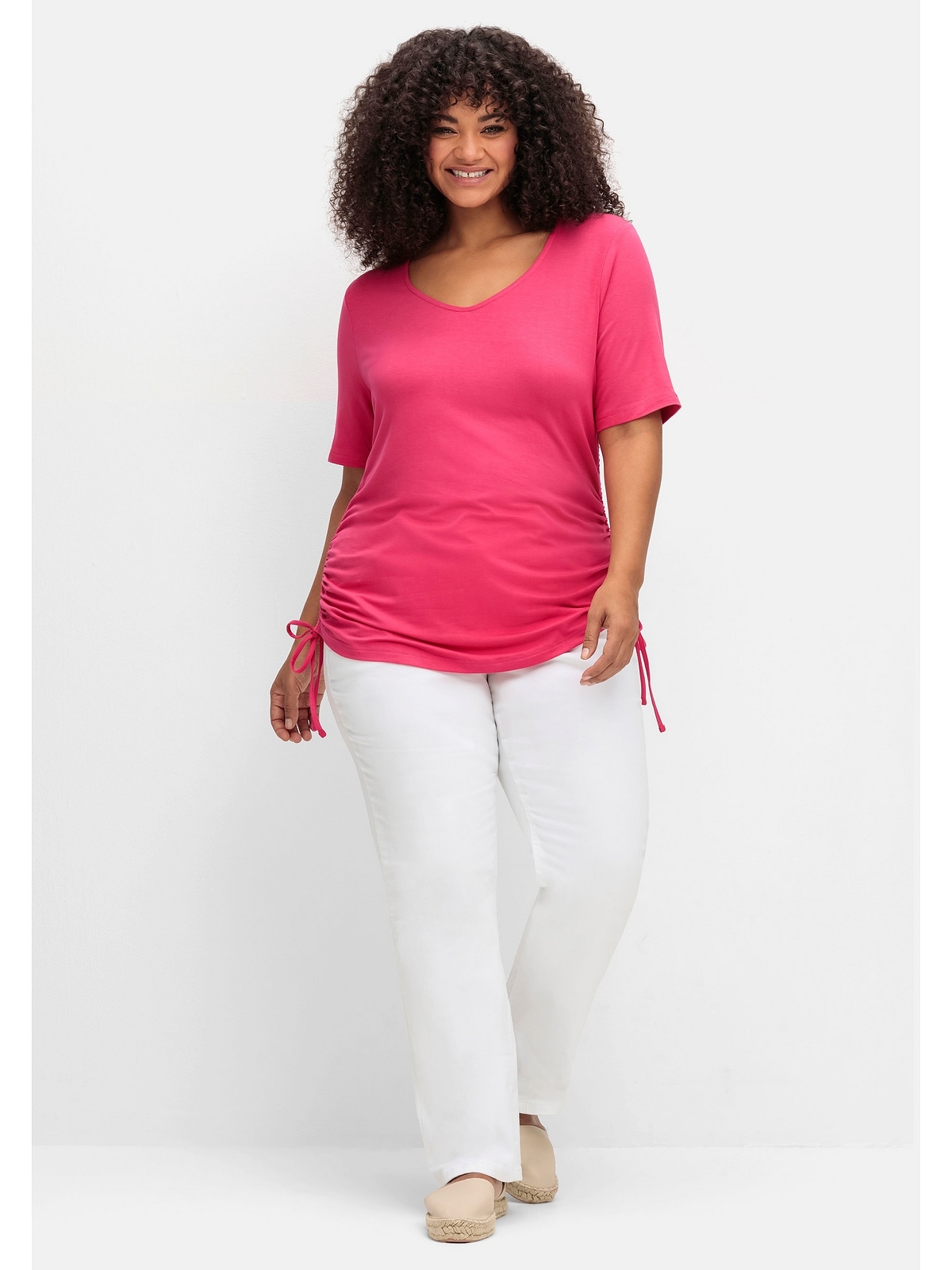 sheego by Joe Browns T-Shirt »Große Größen«, mit seitlichem Tunnelzug und längerem Halbarm