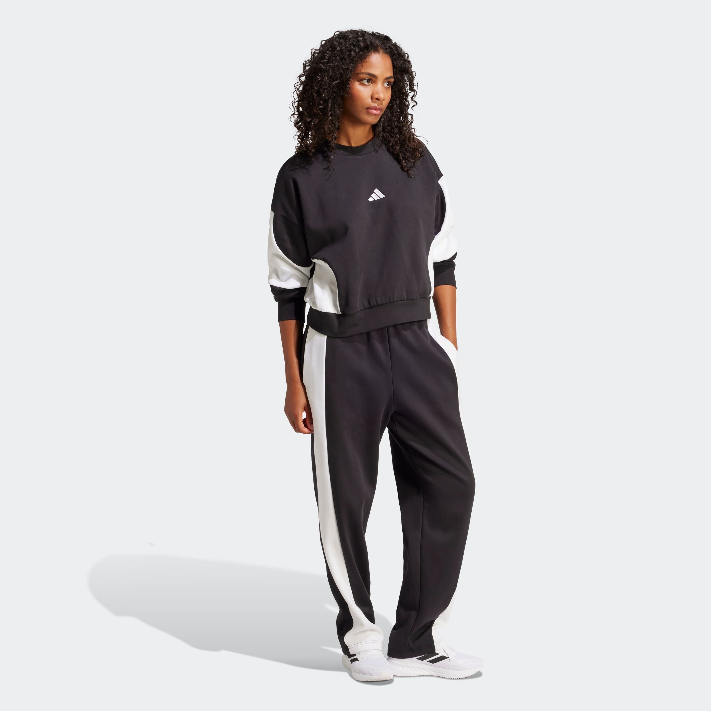 adidas Sportswear Trainingsanzug "W LAZIDAY TS", (2 tlg.) günstig online kaufen
