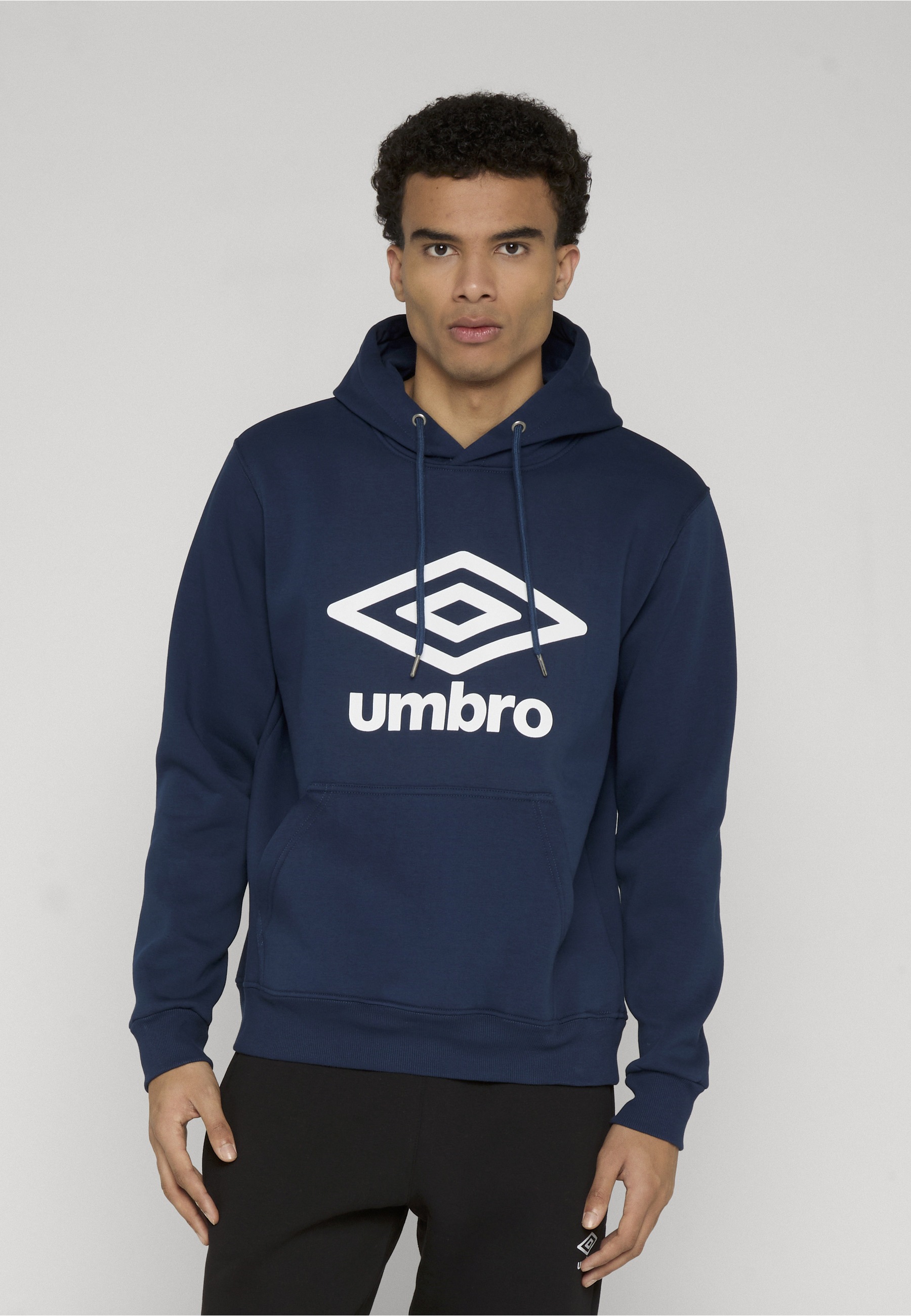 Umbro Rundhalspullover »Umbro Team Hoodie« 1