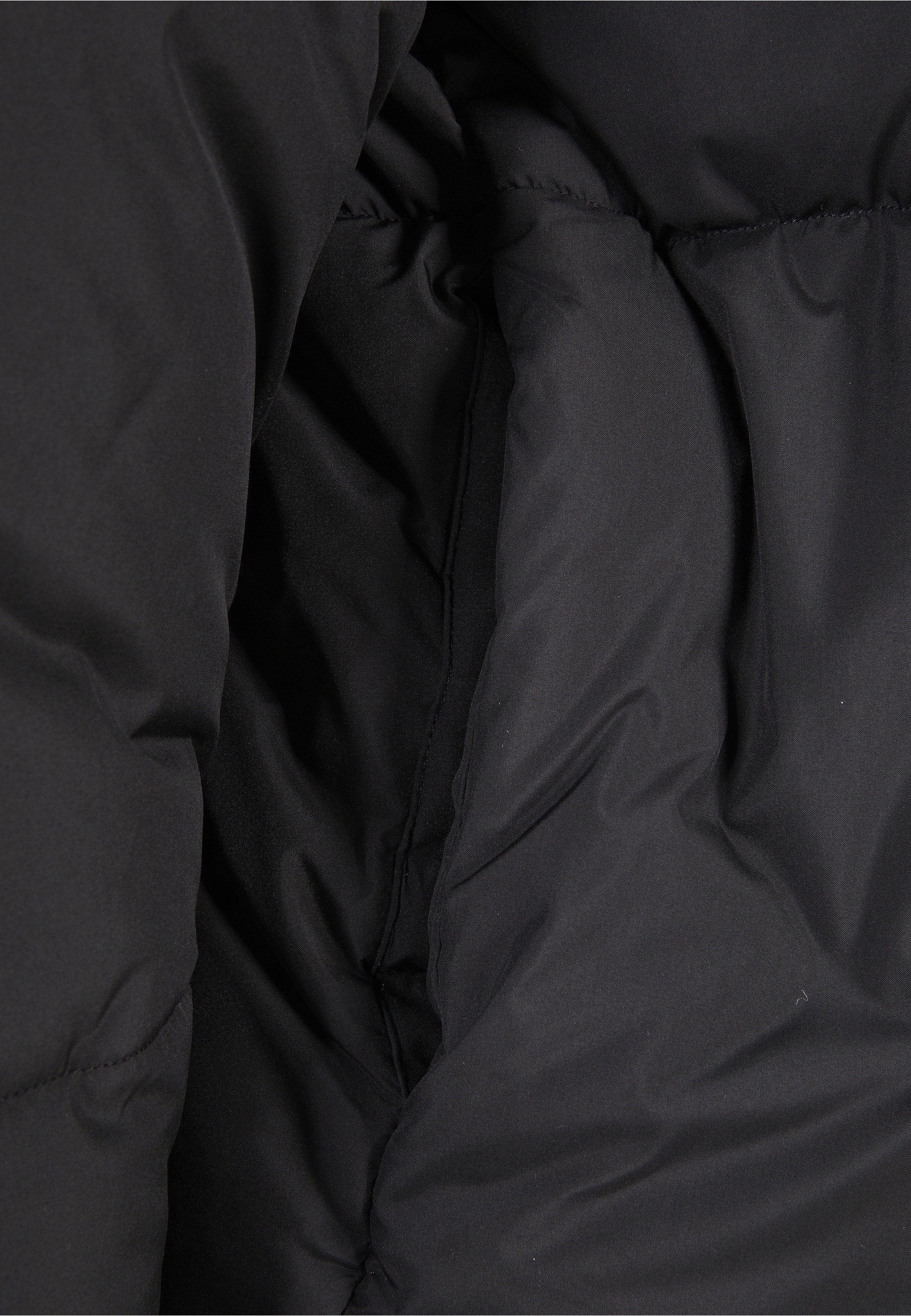 URBAN CLASSICS Winterjacke »Urban Classics Herren Short Big Puffer Jacket« 1 Stk. tlg. ohne Kapuze