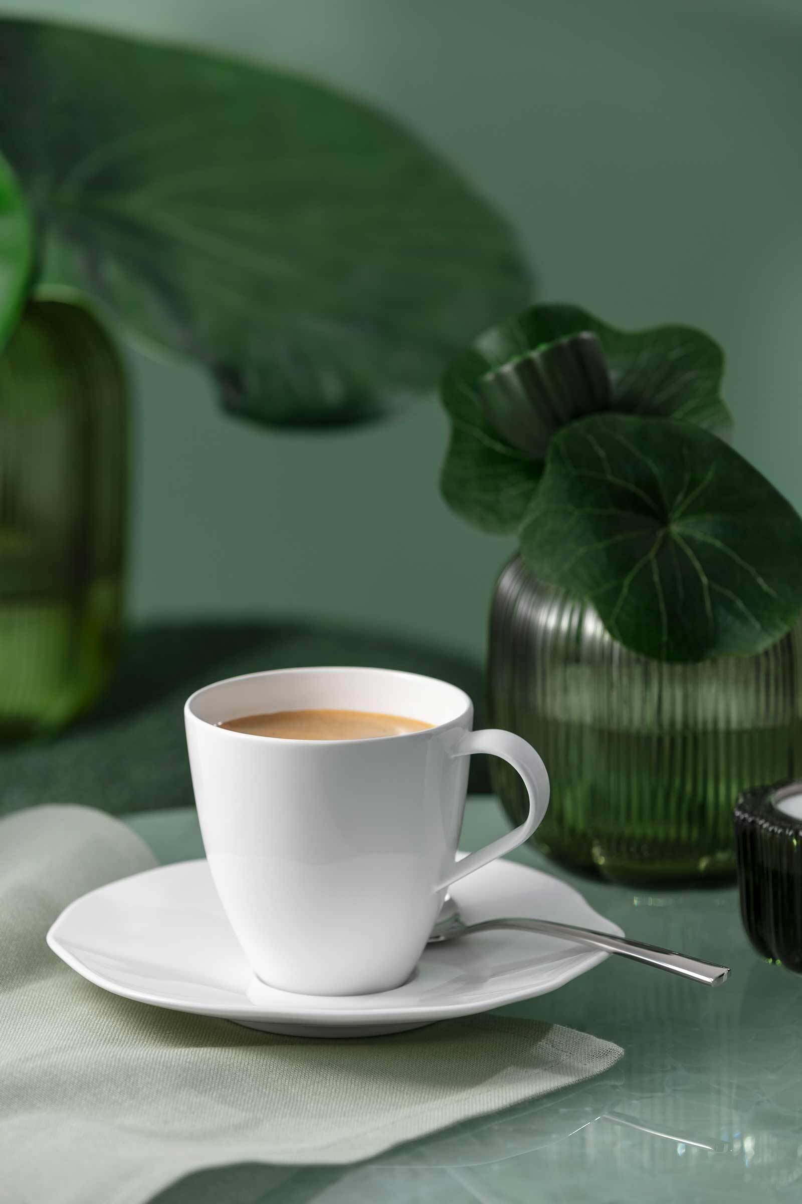 Villeroy & Boch Geschirr-Set »Kaffeeservice Pura 18er Set weiß« Spülmaschinenfest, Mikrowellensicher