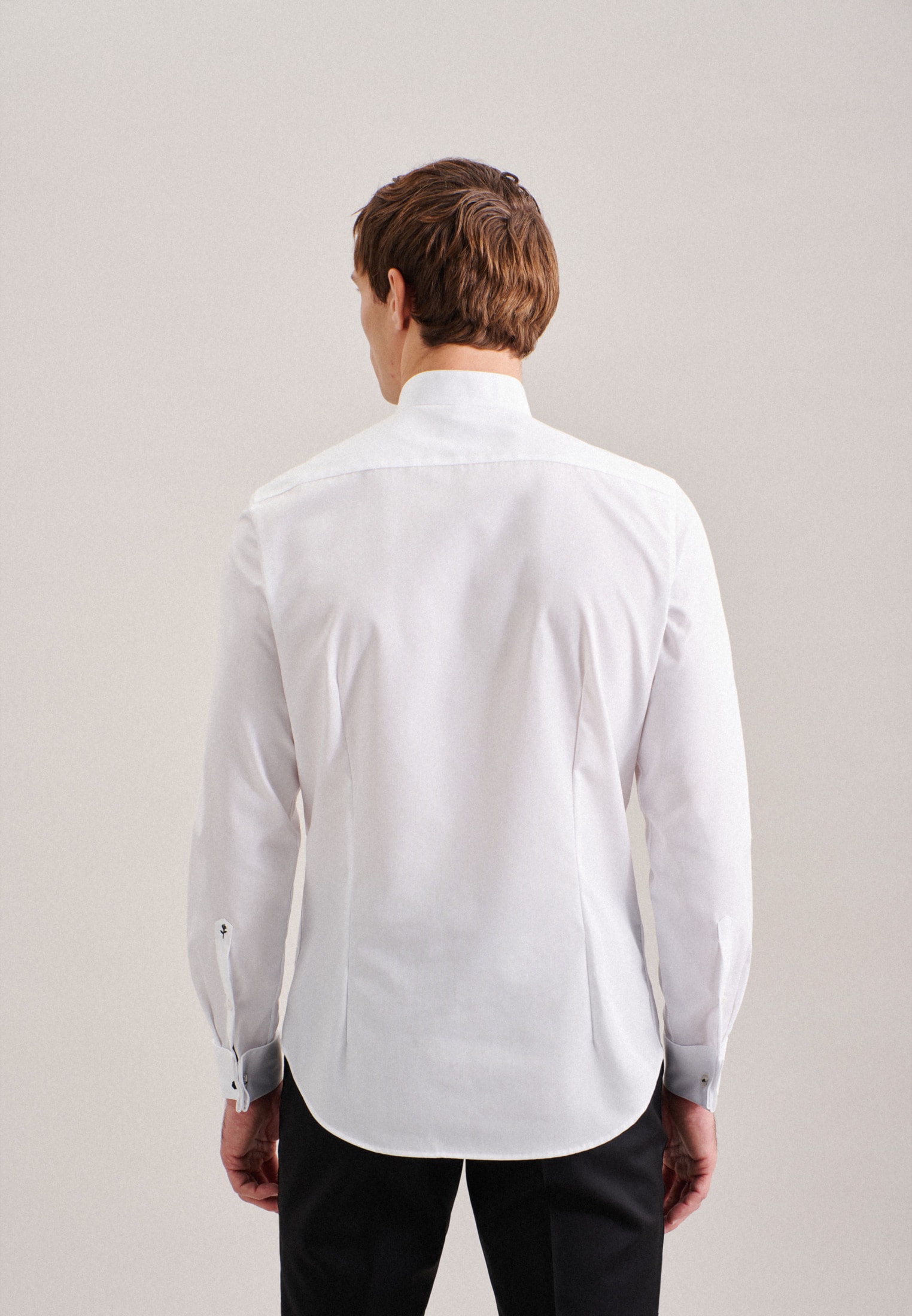 seidensticker Smokinghemd »Shaped«, Shaped Langarm Kläppchenkragen Uni