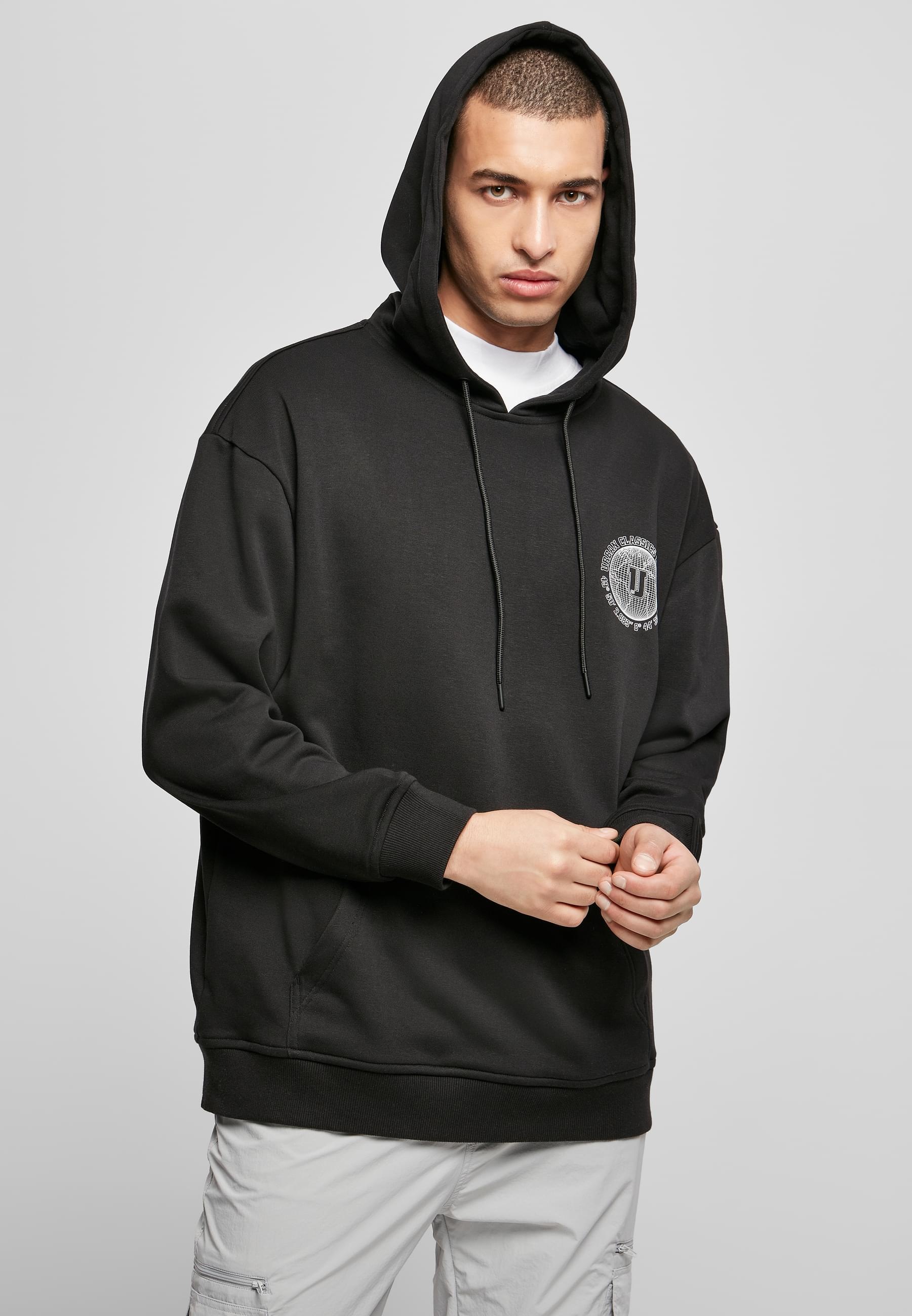 URBAN CLASSICS Sweatshirt »Urban Classics Herren Globetrotter Hoody«, (1 tlg.)