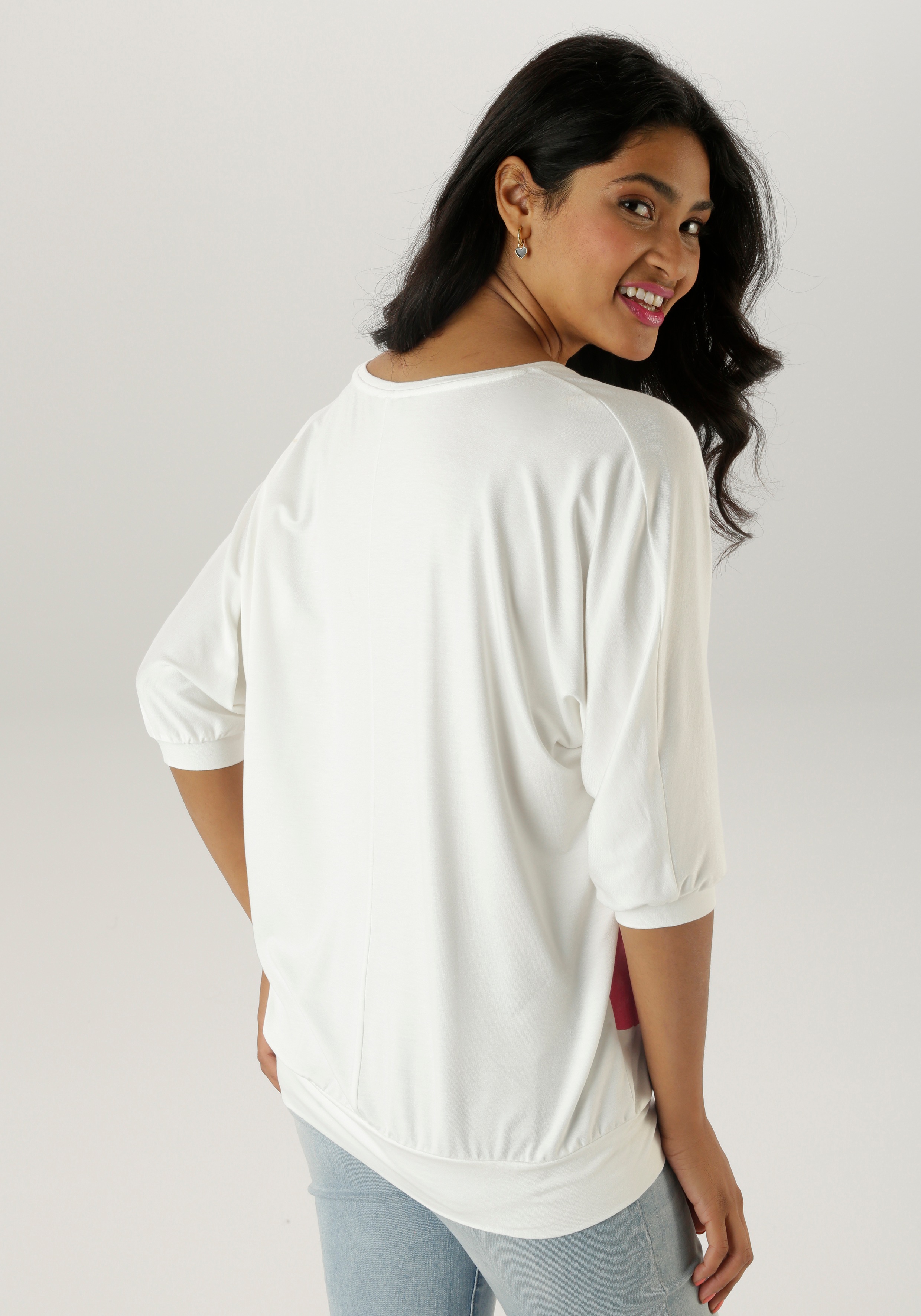 Thumbnail - Aniston SELECTED Fledermausshirt, mit großem Front-Blumendruck