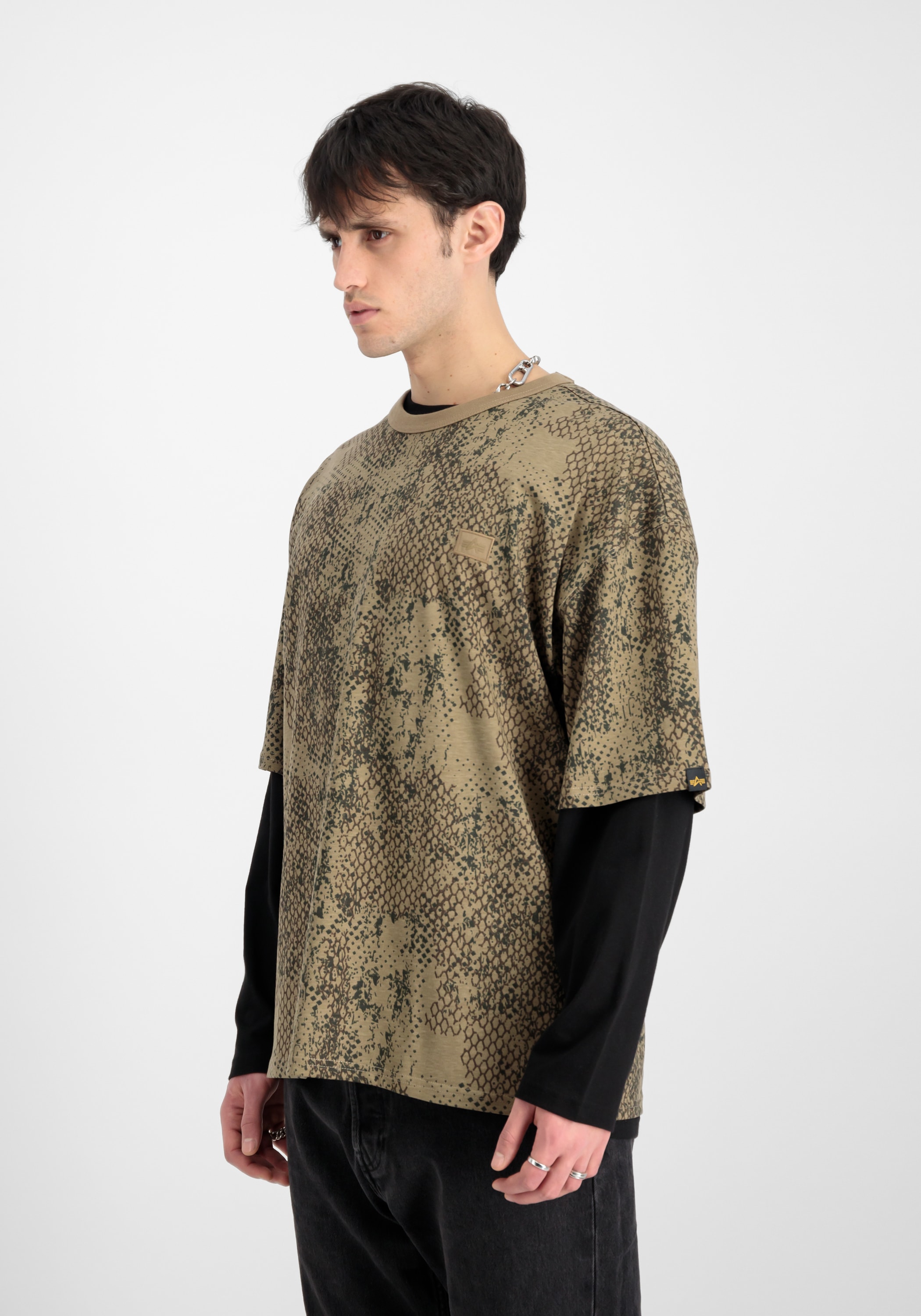 Alpha Industries Alpha Essentials RL T-Shirt Camo Green L 2