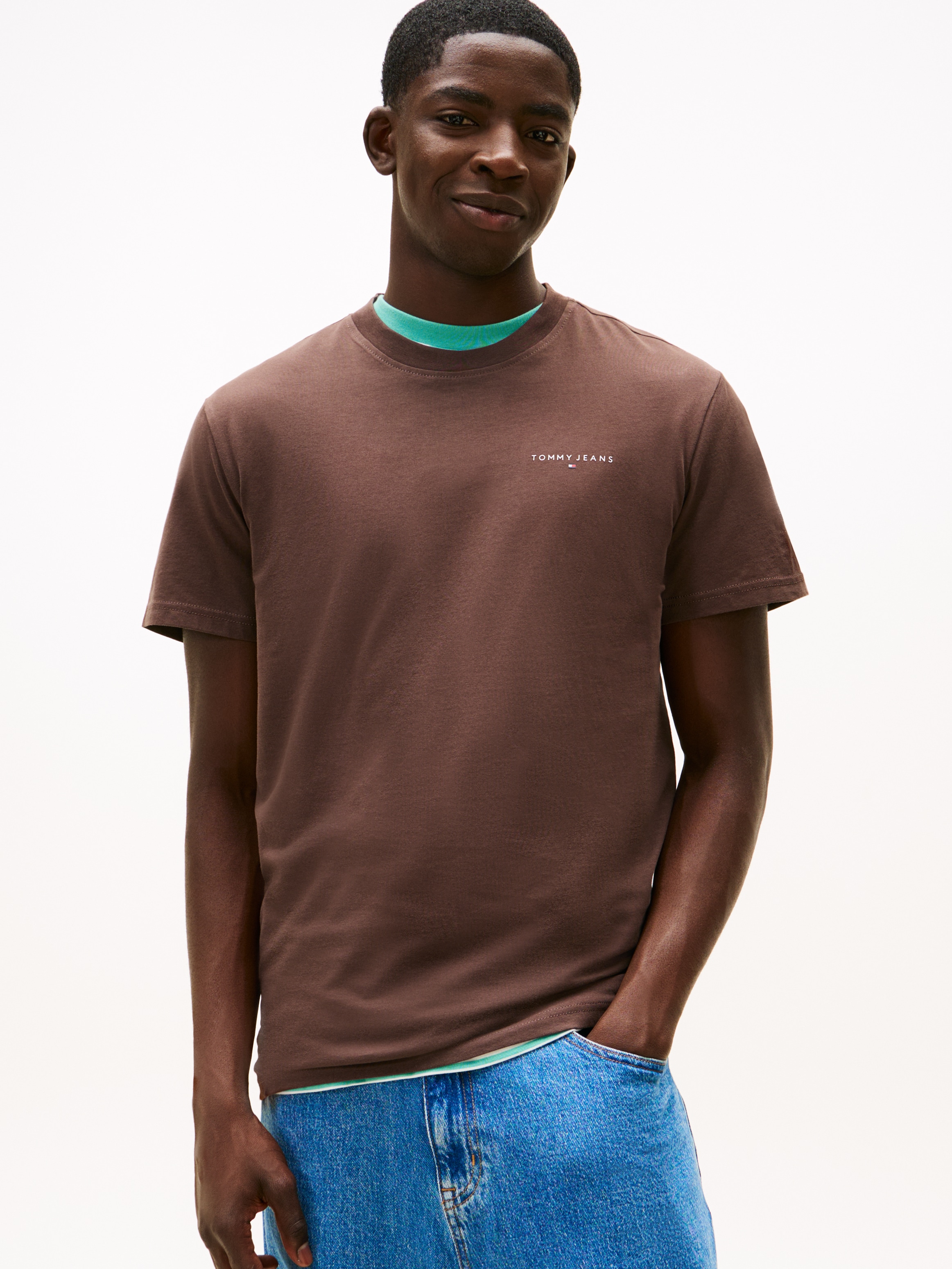 Tommy Jeans T-Shirt "TJM SLIM LINEAR CHEST TEE EXT" Mit Rundhalsausschnitt günstig online kaufen