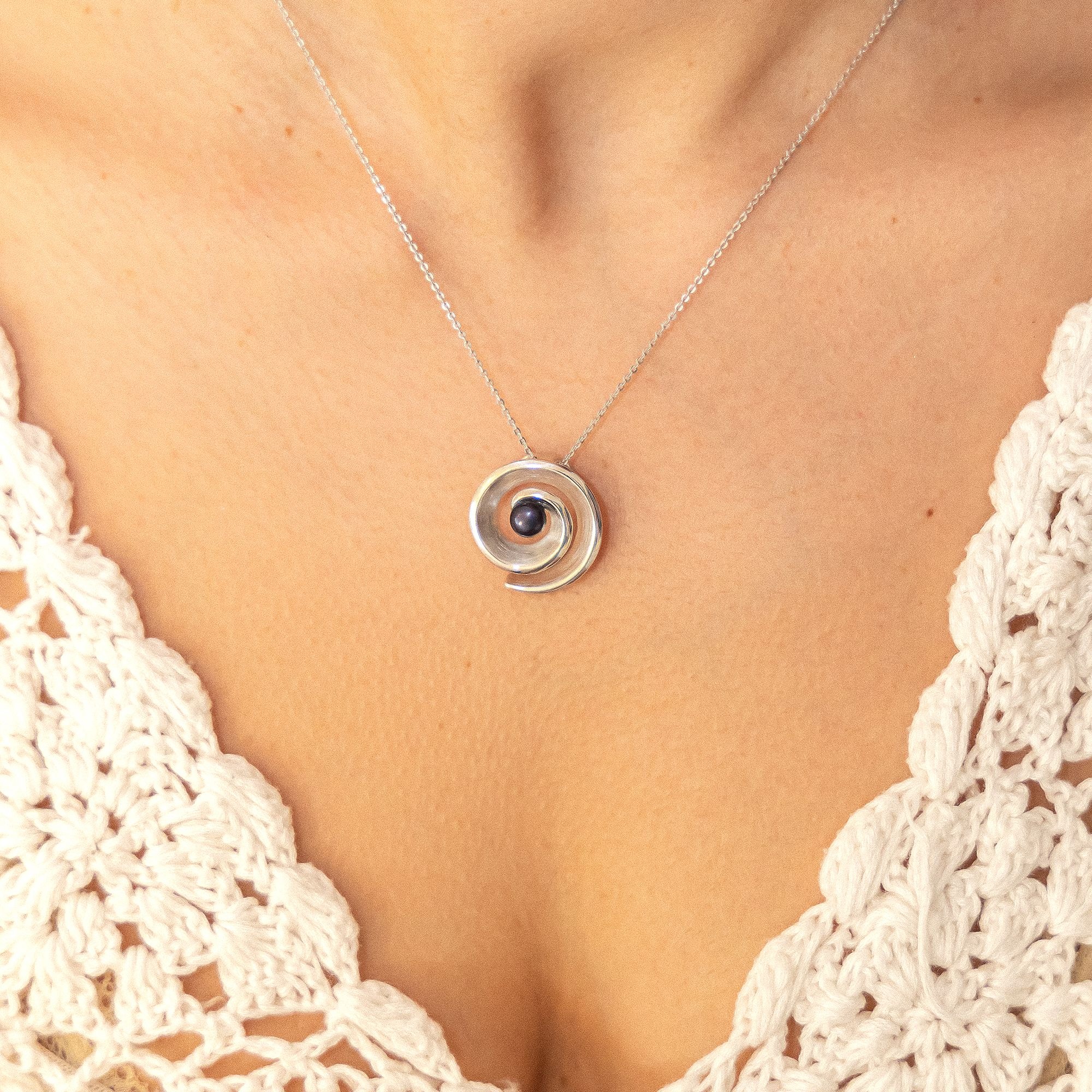 Zeeme Kette mit Anhänger »Silber 925 rhodiniert mit einer schwarzen Perle 5,5-6mm«