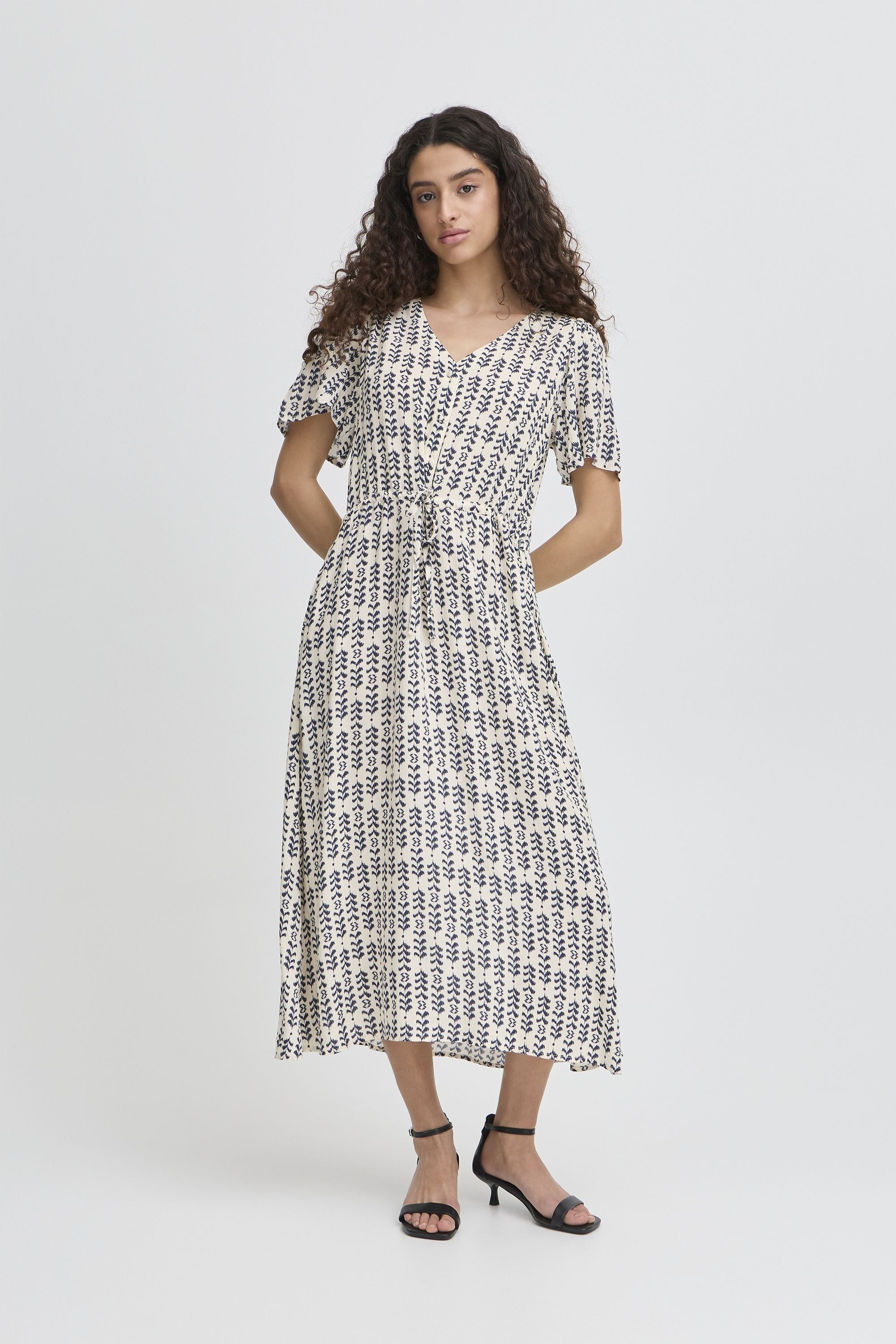 Ichi Midikleid »Midikleid IHVERA«