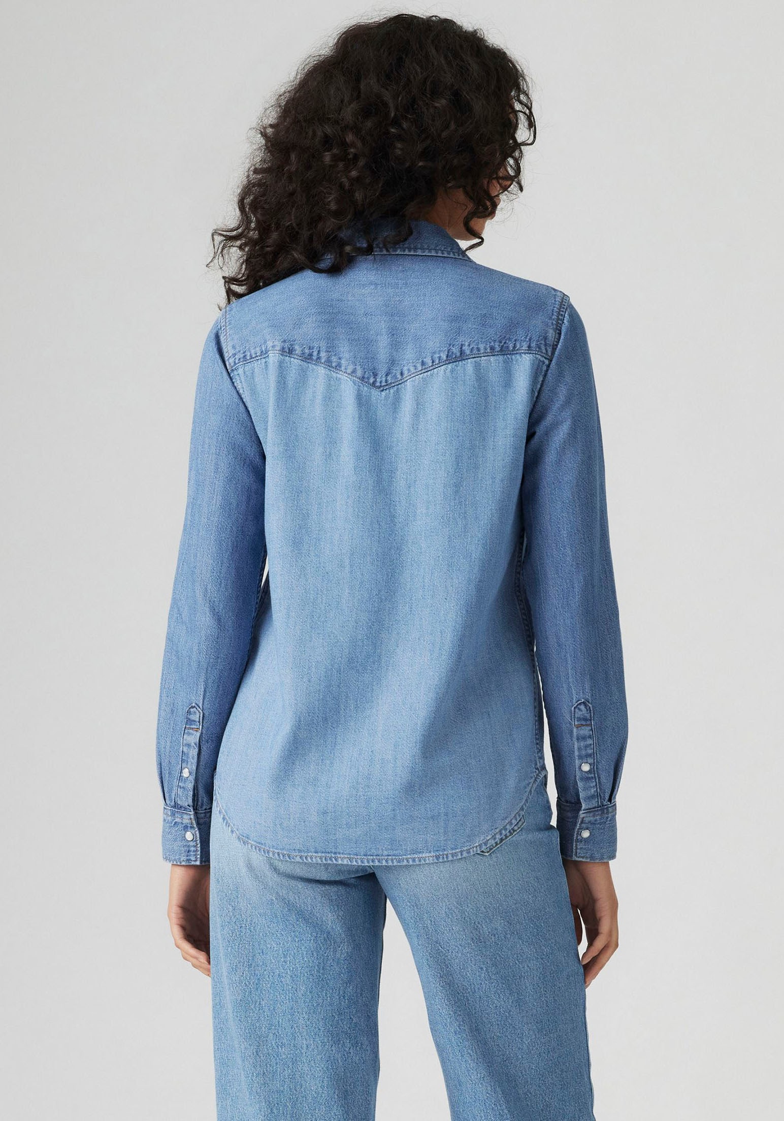 Levi's® Jeansbluse »ESSENTIAL WESTERN«, mit Brusttaschen mit Druckknöpfen