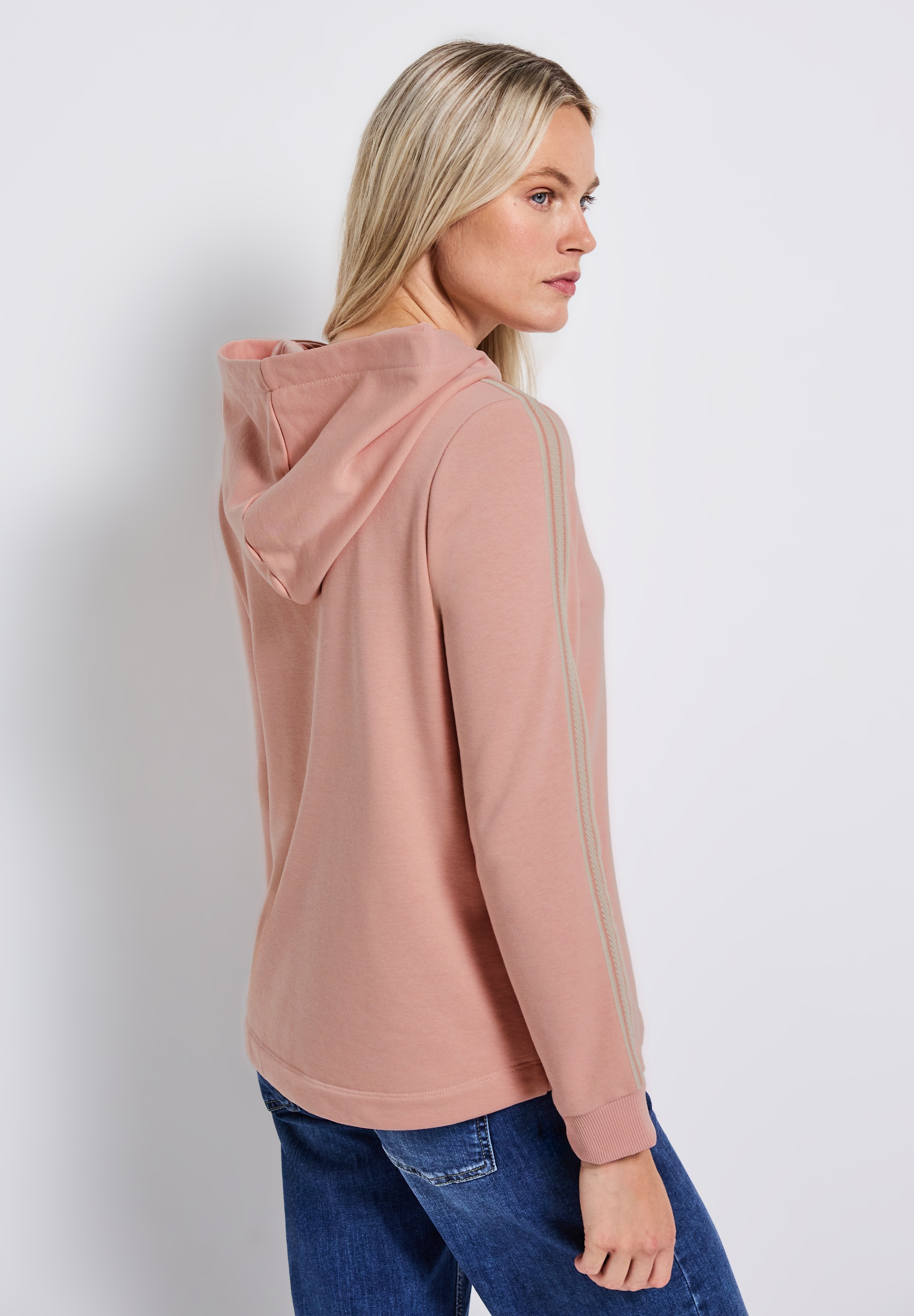 STREET ONE Hoodie, mit Tunnelzug am Saum