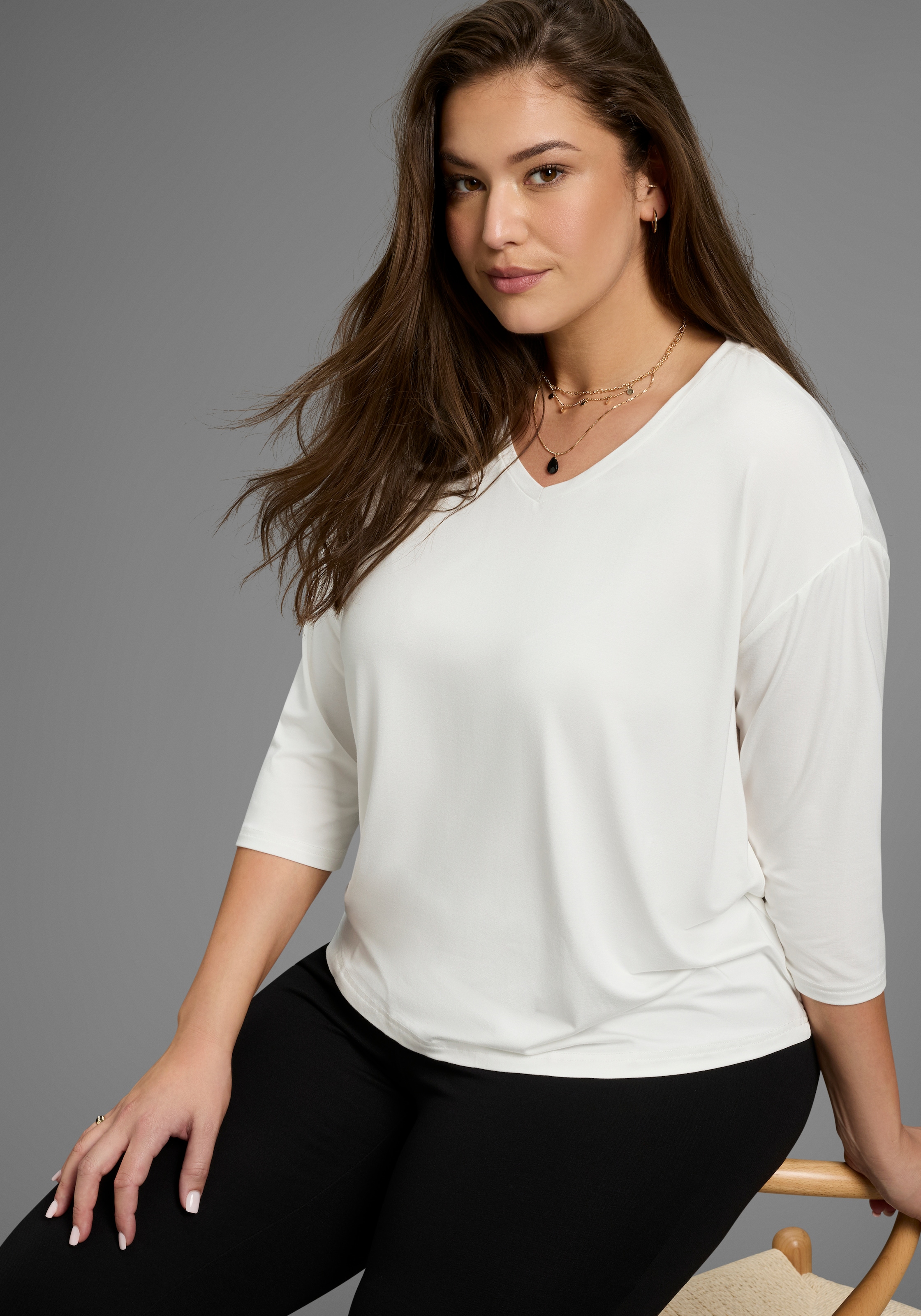 Laura Scott CURVE 3/4-Arm-Shirt, mit V-Ausschnitt und lockerer Passform – G günstig online kaufen