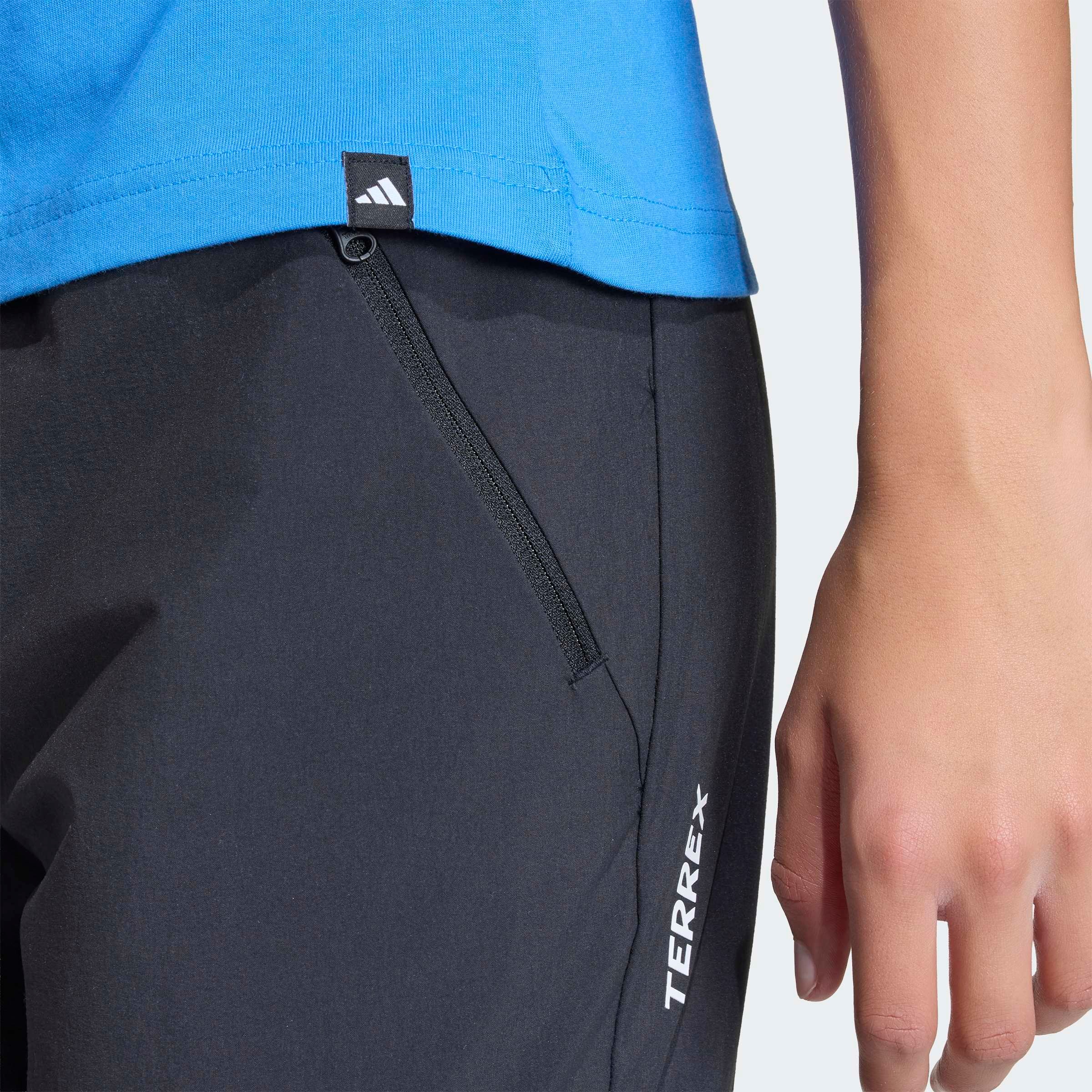 adidas TERREX Funktionsshirt »KIDS MULTI LOGO« für Kinder, mit Rundhalsausschnitt, ohne Verschluss, aus Baumwolle
