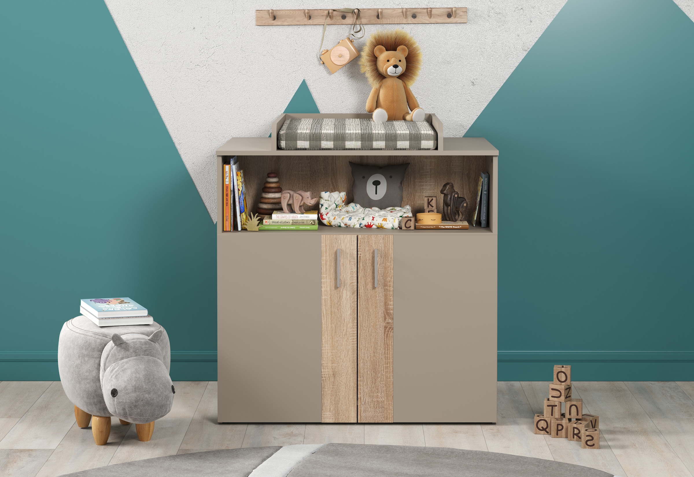 trendteam Babymöbel-Set »Beja«, (Set, 2 tlg.), Babyzimmermöbel: Kinderbett und Wickelkommode - silberfarbene Griffe