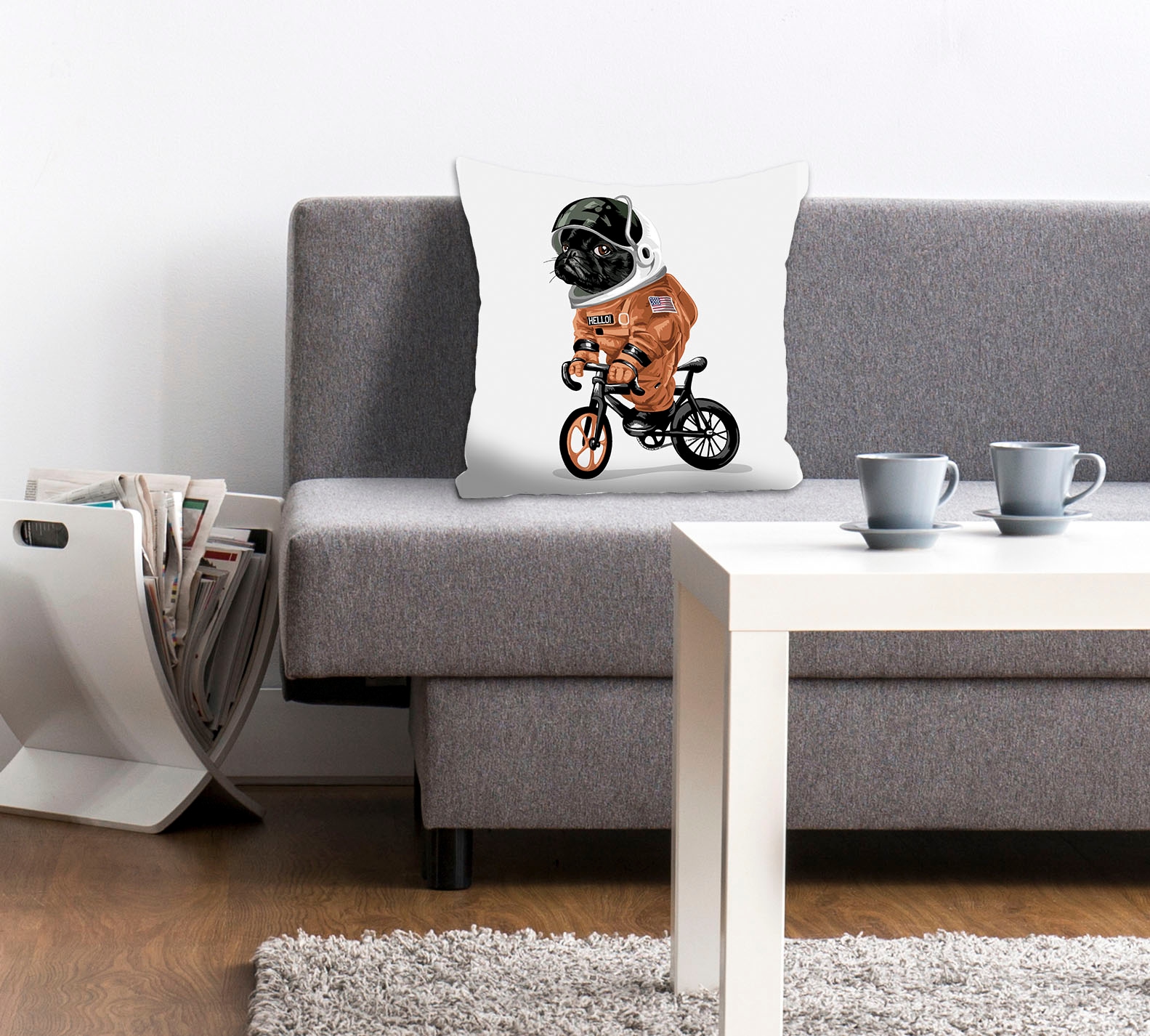queence Dekokissen "Spacedog" mit einem fahrradfahrenden Astronauten-Hund günstig online kaufen